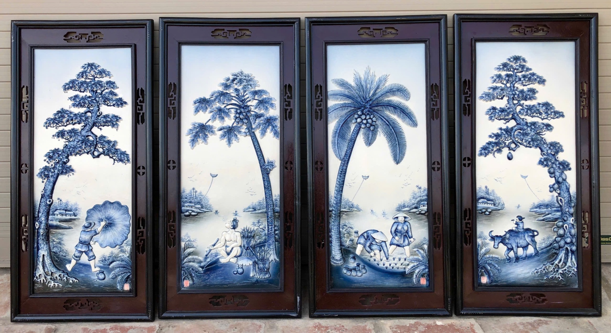 Tranh sứ đắp nổi tứ quý “Xuân Hạ Thu Đông” QUY036