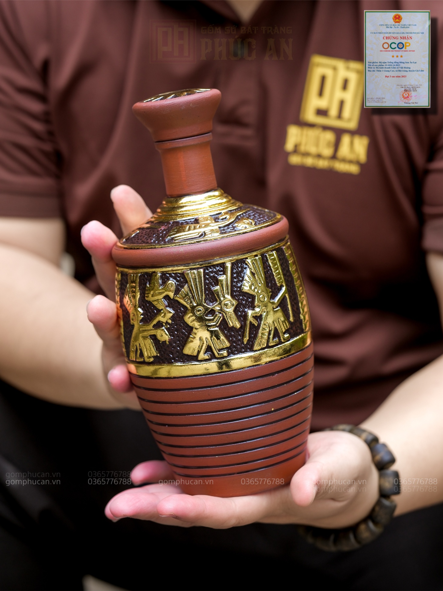 Nậm rượu đông sơn âu lạc 1L dát vàng