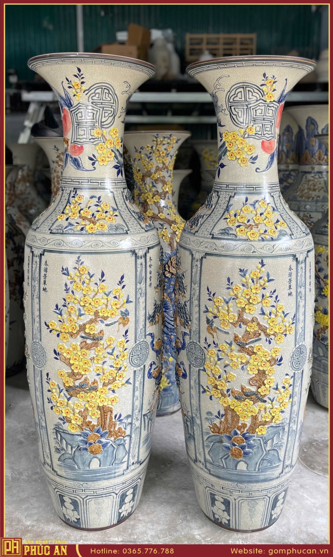 Lọ lộc bình tứ cảnh mai vàng