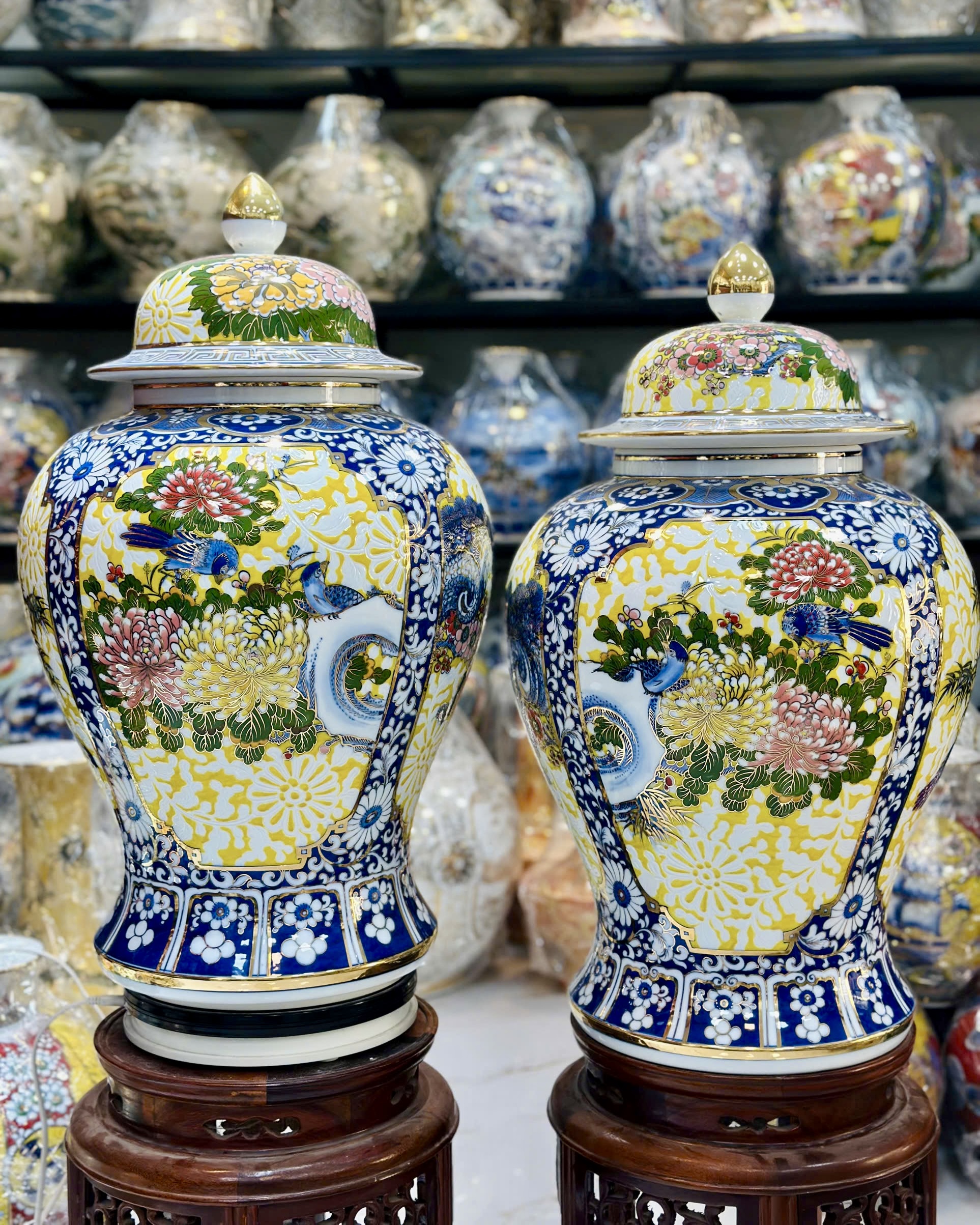 Choé 40L dệt gấm thêu hoa 