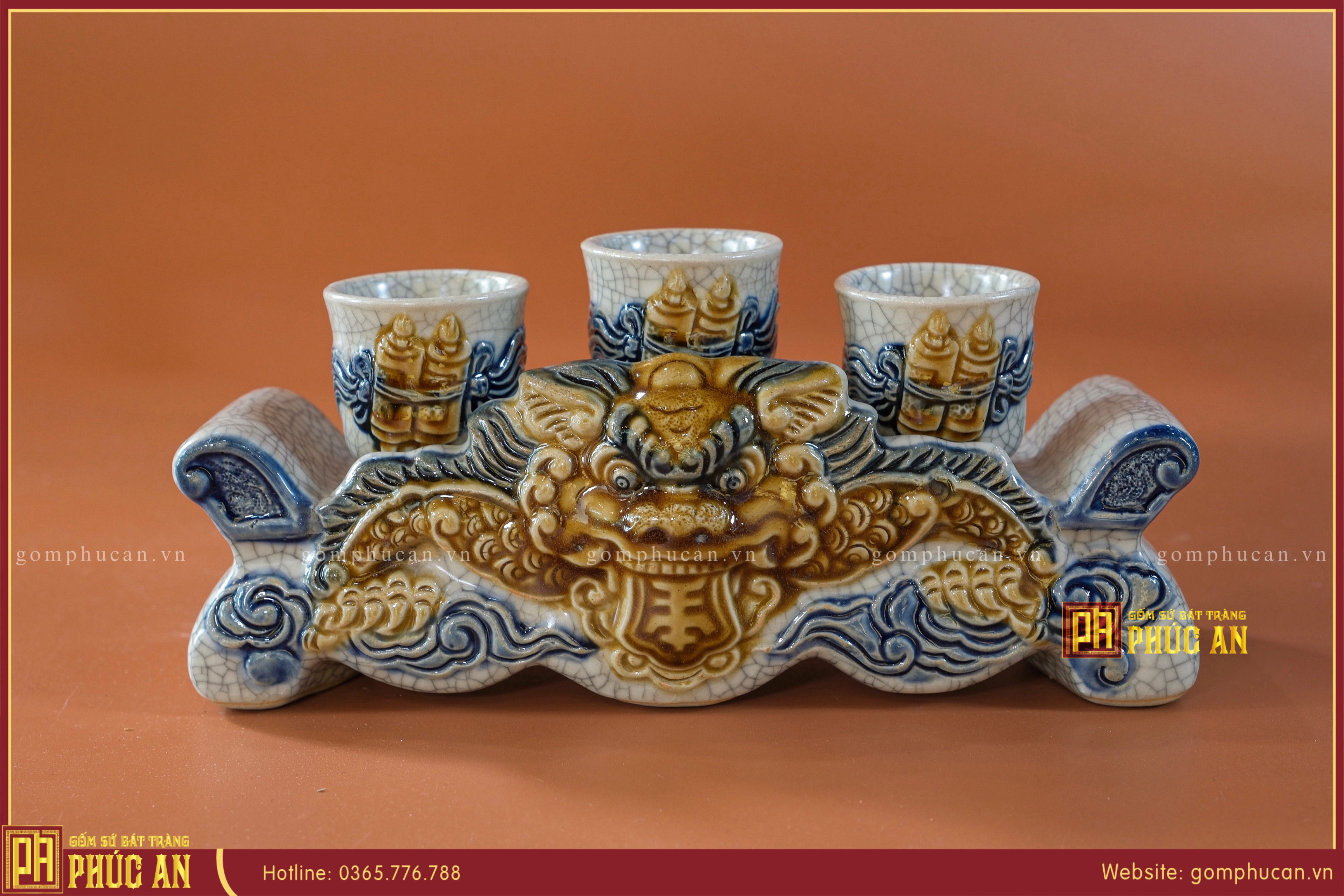 Kỷ thờ 3 chén 