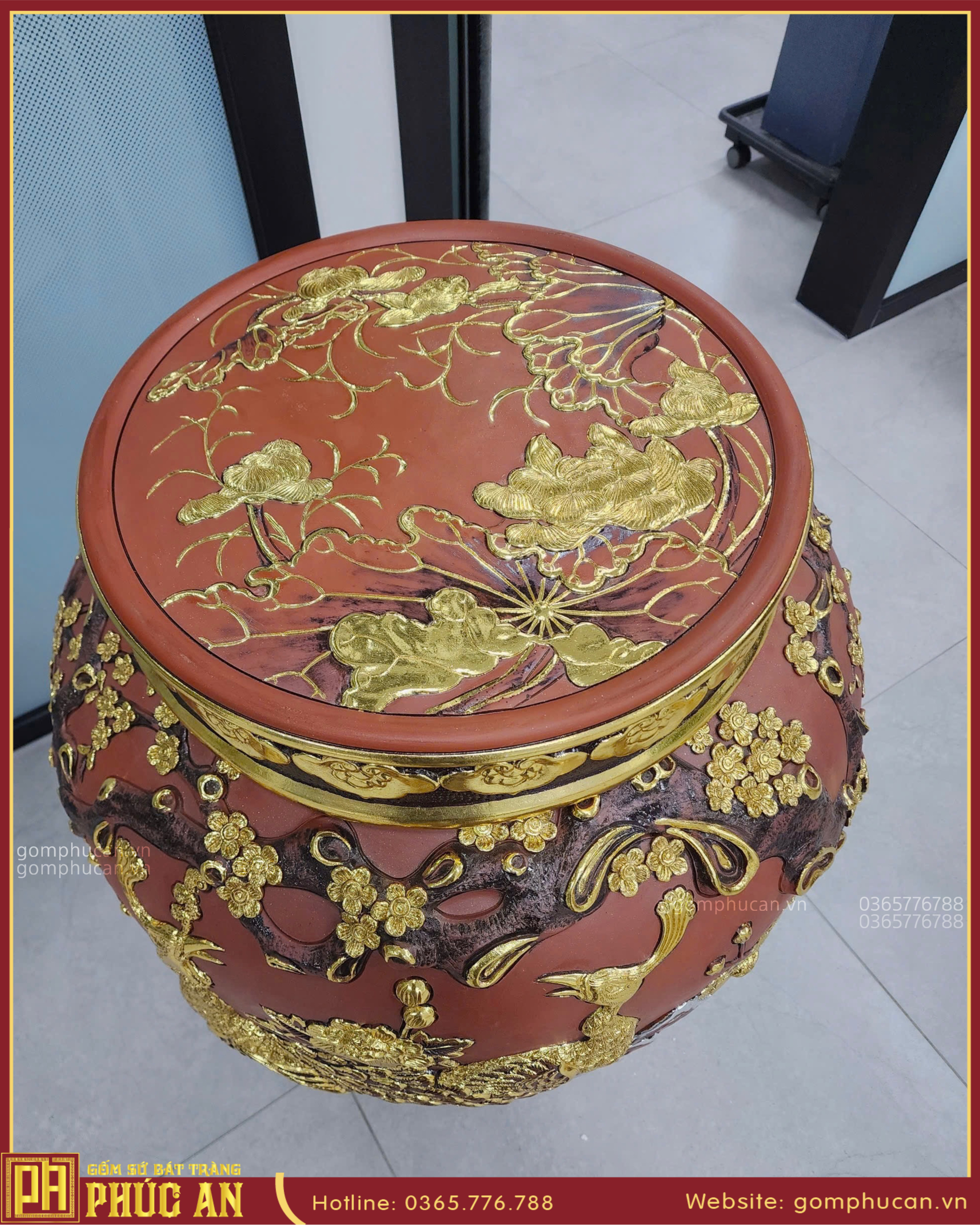 Chum-2-nap-khong-trang-men-Phu-Quy-Truong-Xuan-dap-noi-dat-vang-150L-2.jpg?v=1777360549