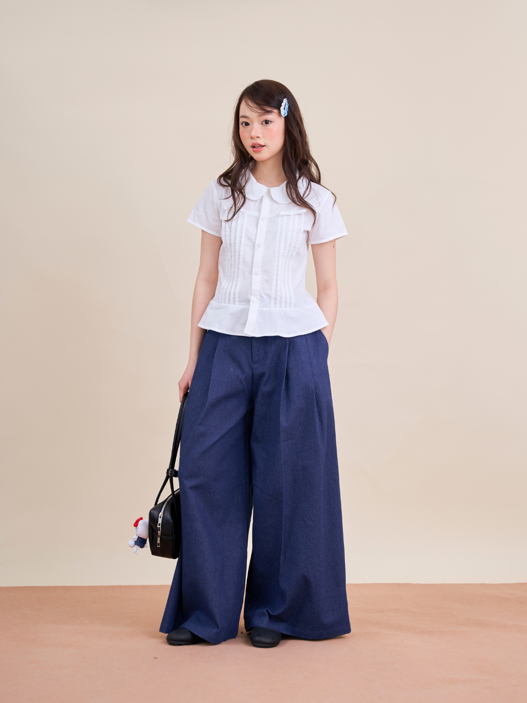 Áo sơ mi kiểu cổ sen gấp li Celia Top - TKA425