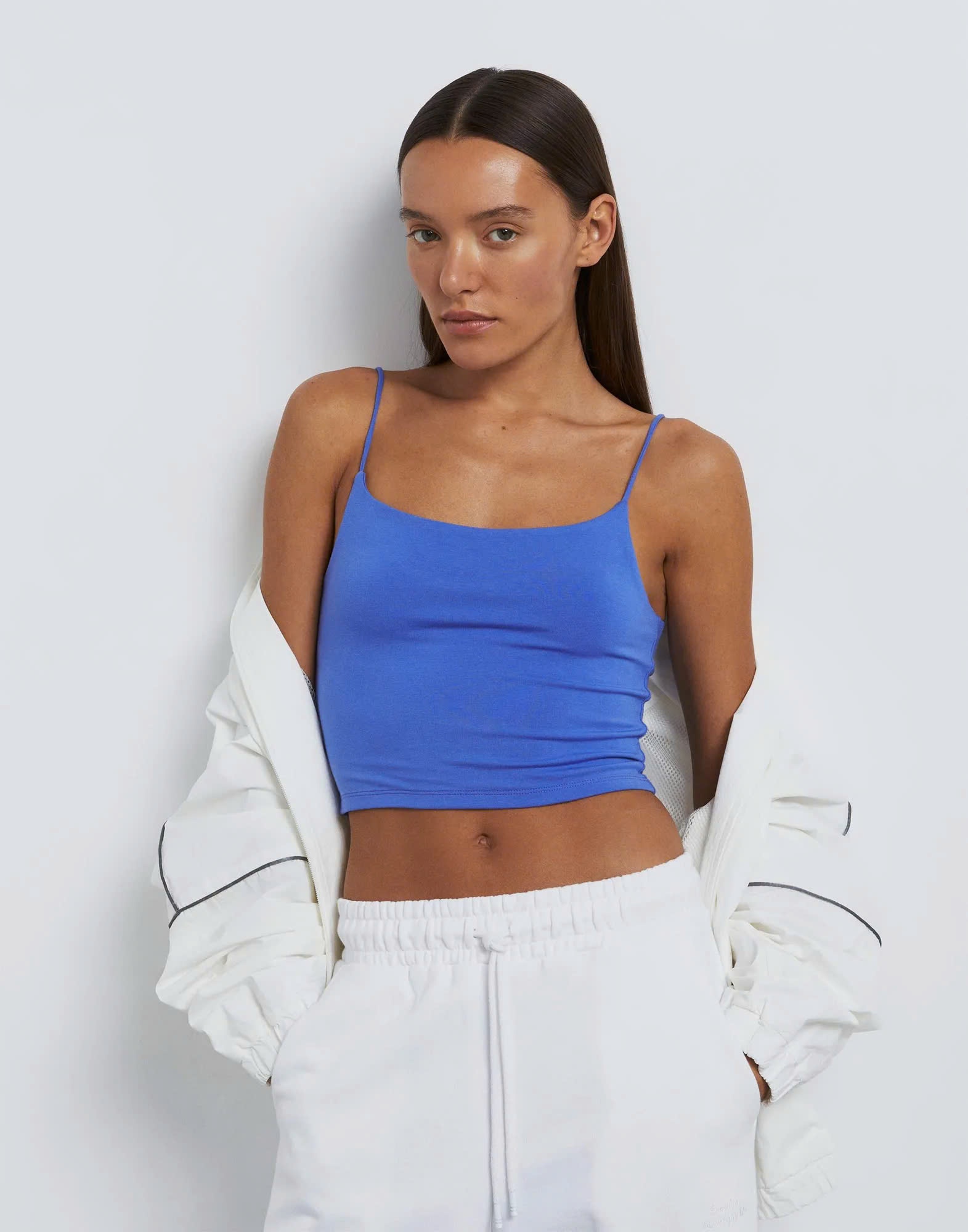 Áo crop 2 dây G.J