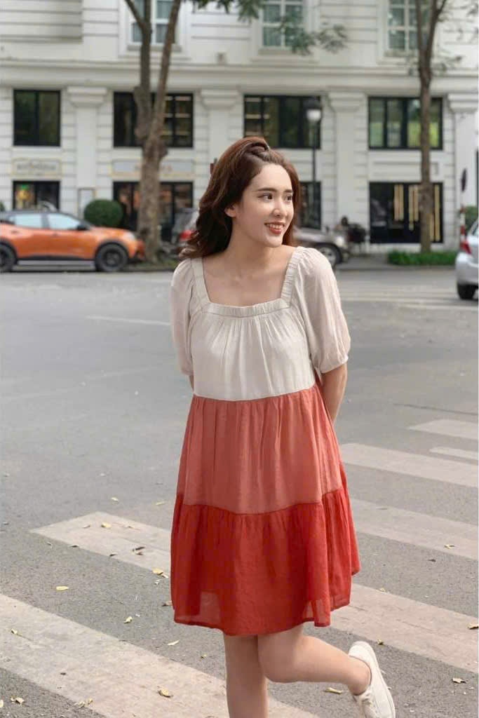 Đầm N4IF ngắn màu phối tầng, 2 lớp