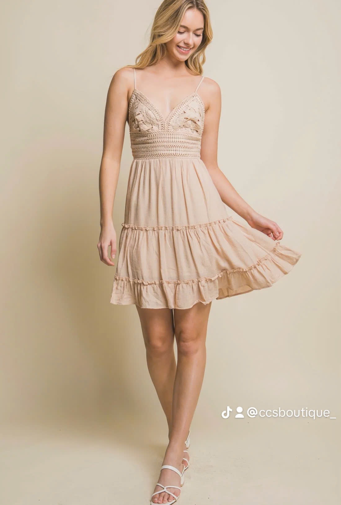 Đầm xòe phối ren LOVE TREE