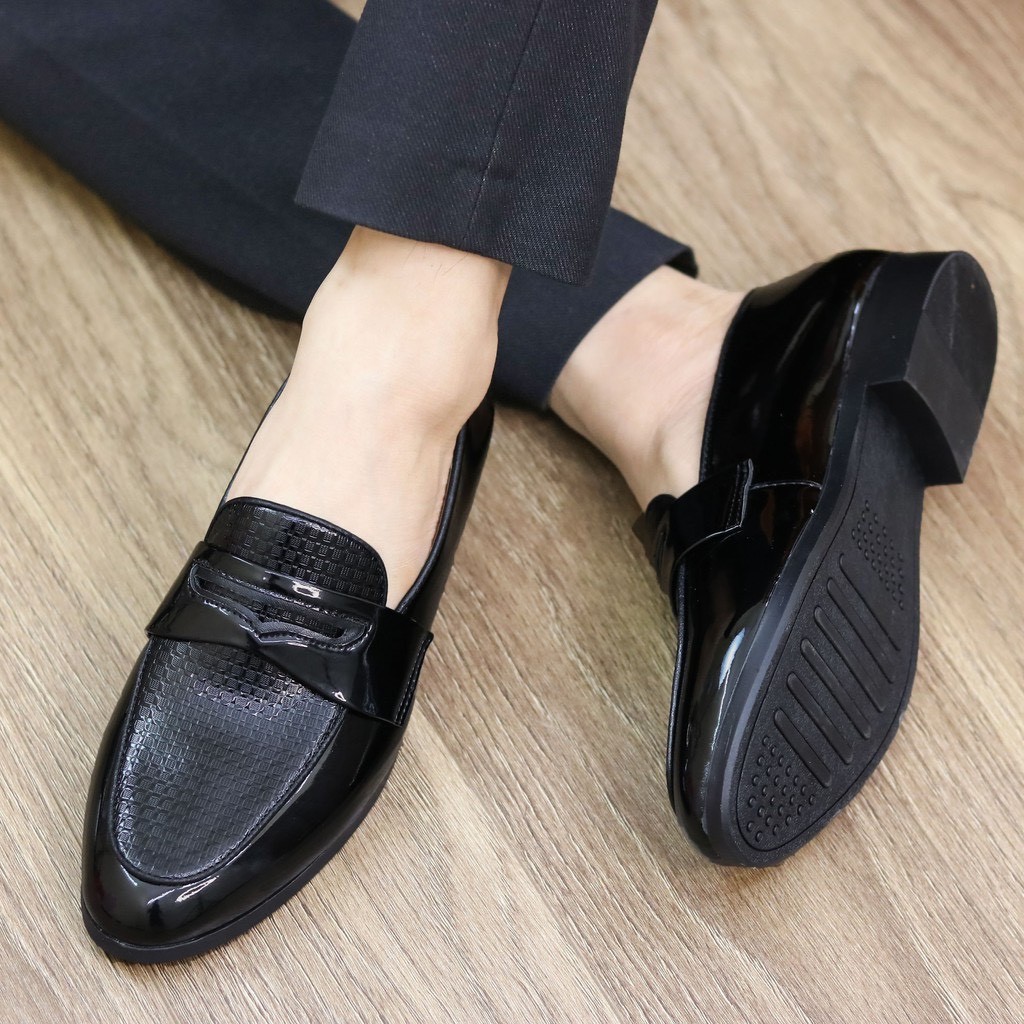 Giày tây nam da dập caro bóng, đế khâu thời thượng