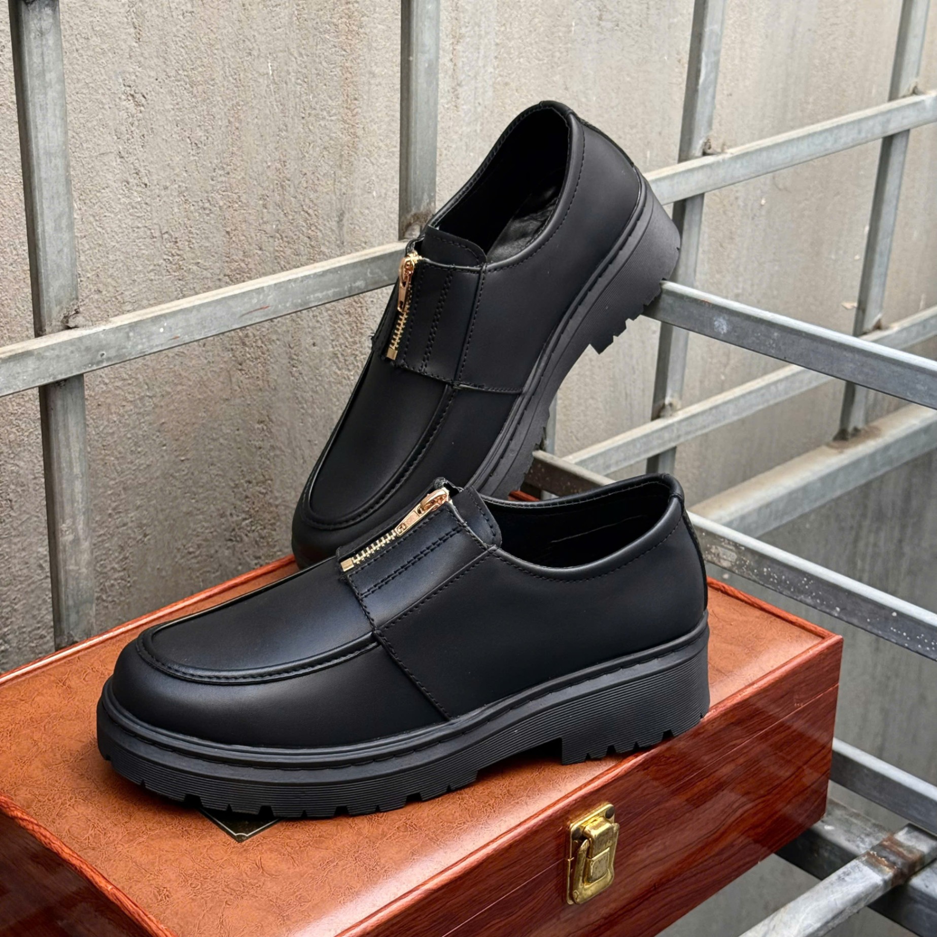 Giày loafer nam phối khóa kéo, đế khâu viền