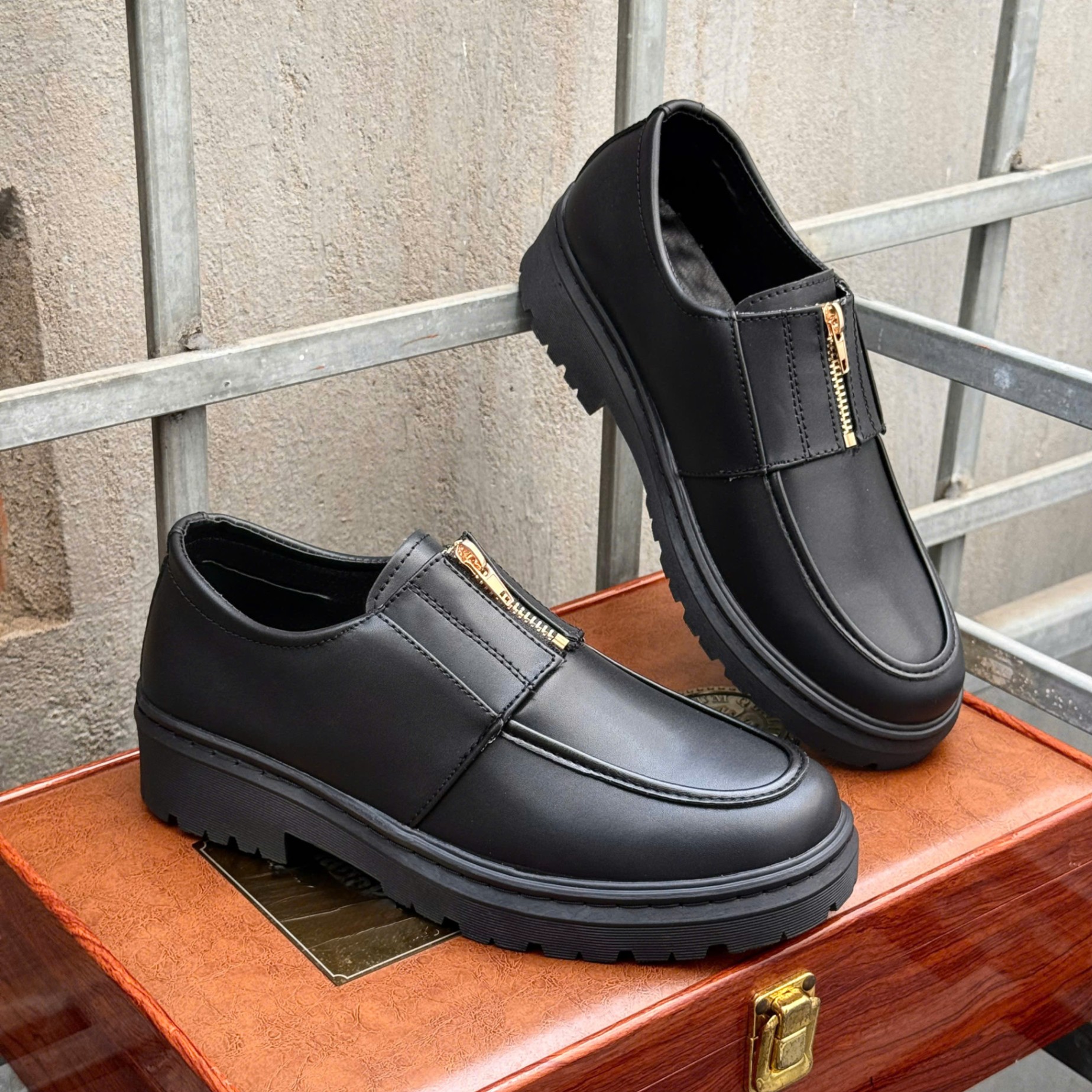 Giày loafer nam phối khóa kéo, đế khâu viền