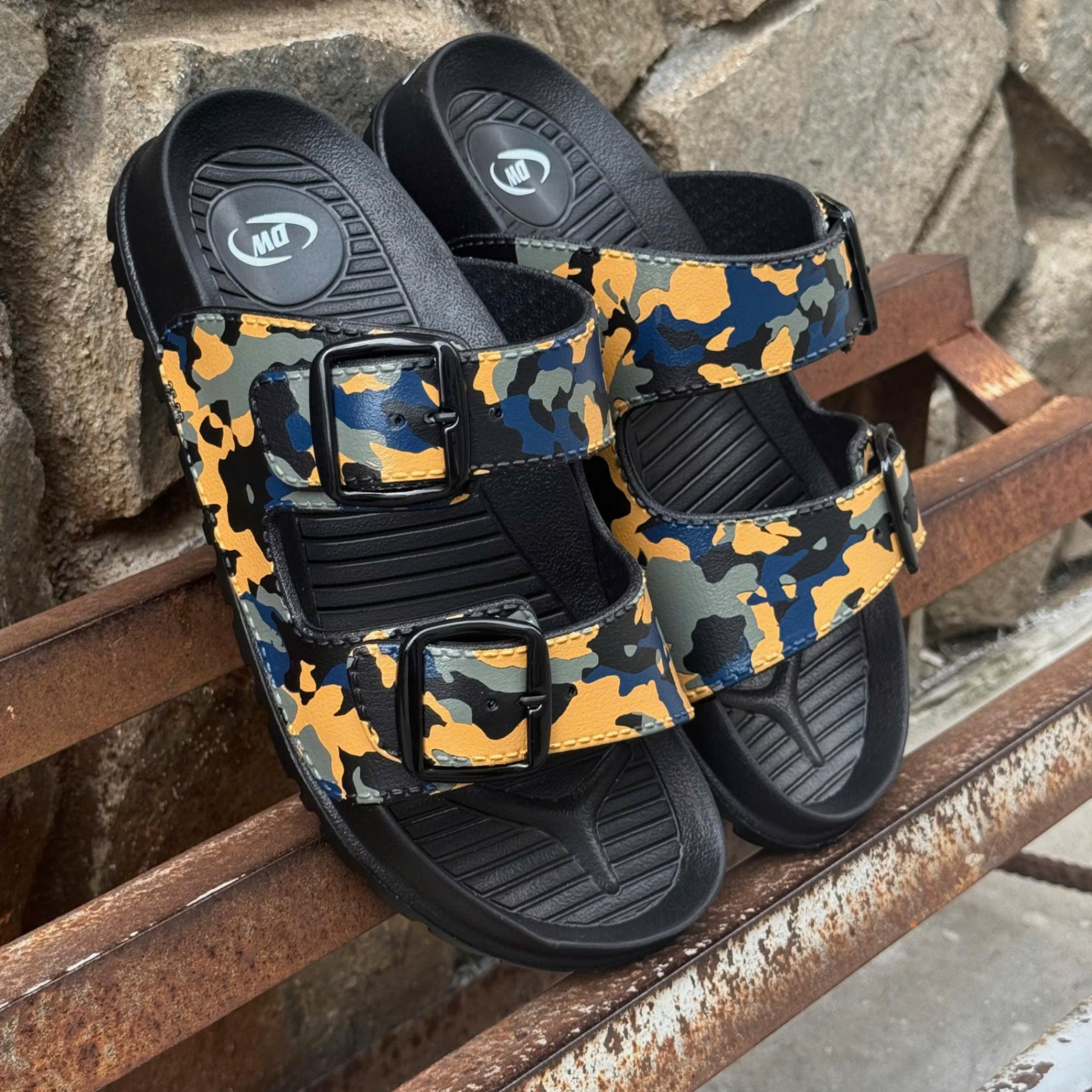 Dép 2 quai nam nữ, chống thấm nước, dép nhẹ và êm chân size 36 đến size 42