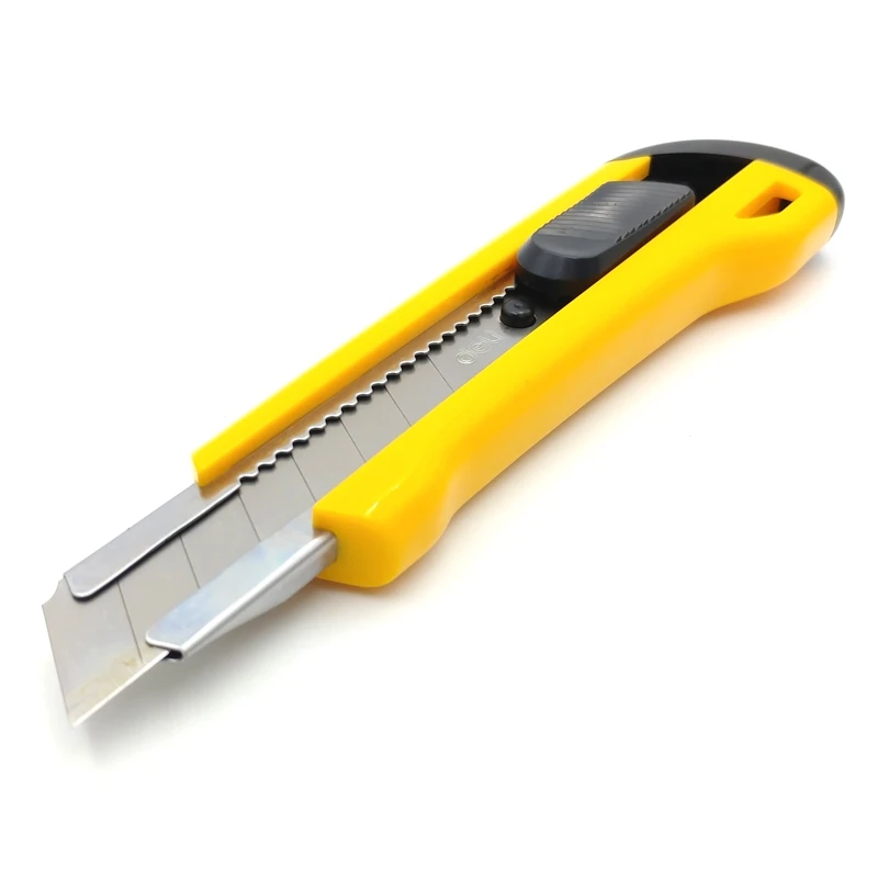 Dao rọc giấy Deli E2042