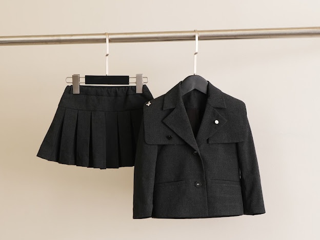 Set vest cổ kiểu bé gái - màu ghi đen