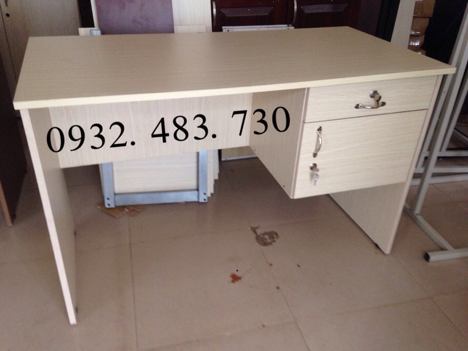 bàn làm việc gỗ ép cao cấp ngang 1m2