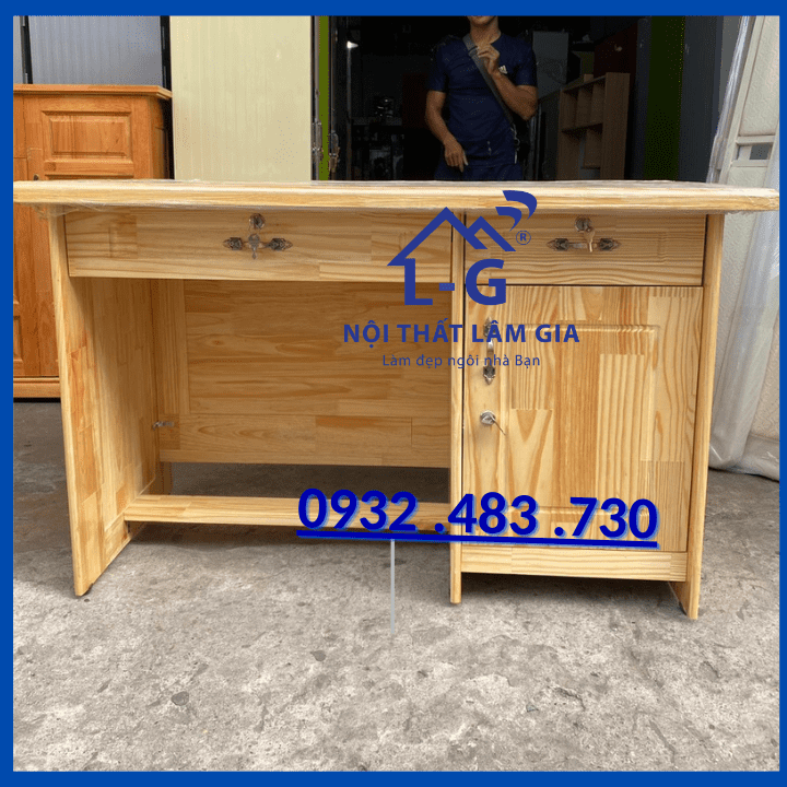 Bàn làm việc gỗ thông ghép tự nhiên Rộng 1m2x75x60 màu vàng