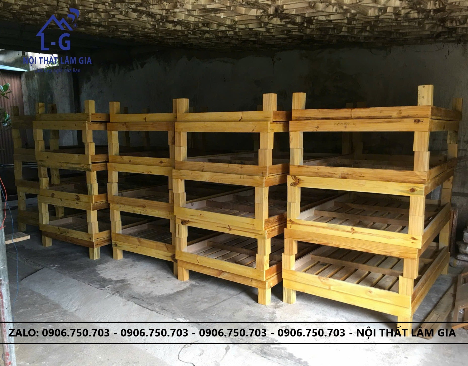 Pallet chân hộp vuông 30cm