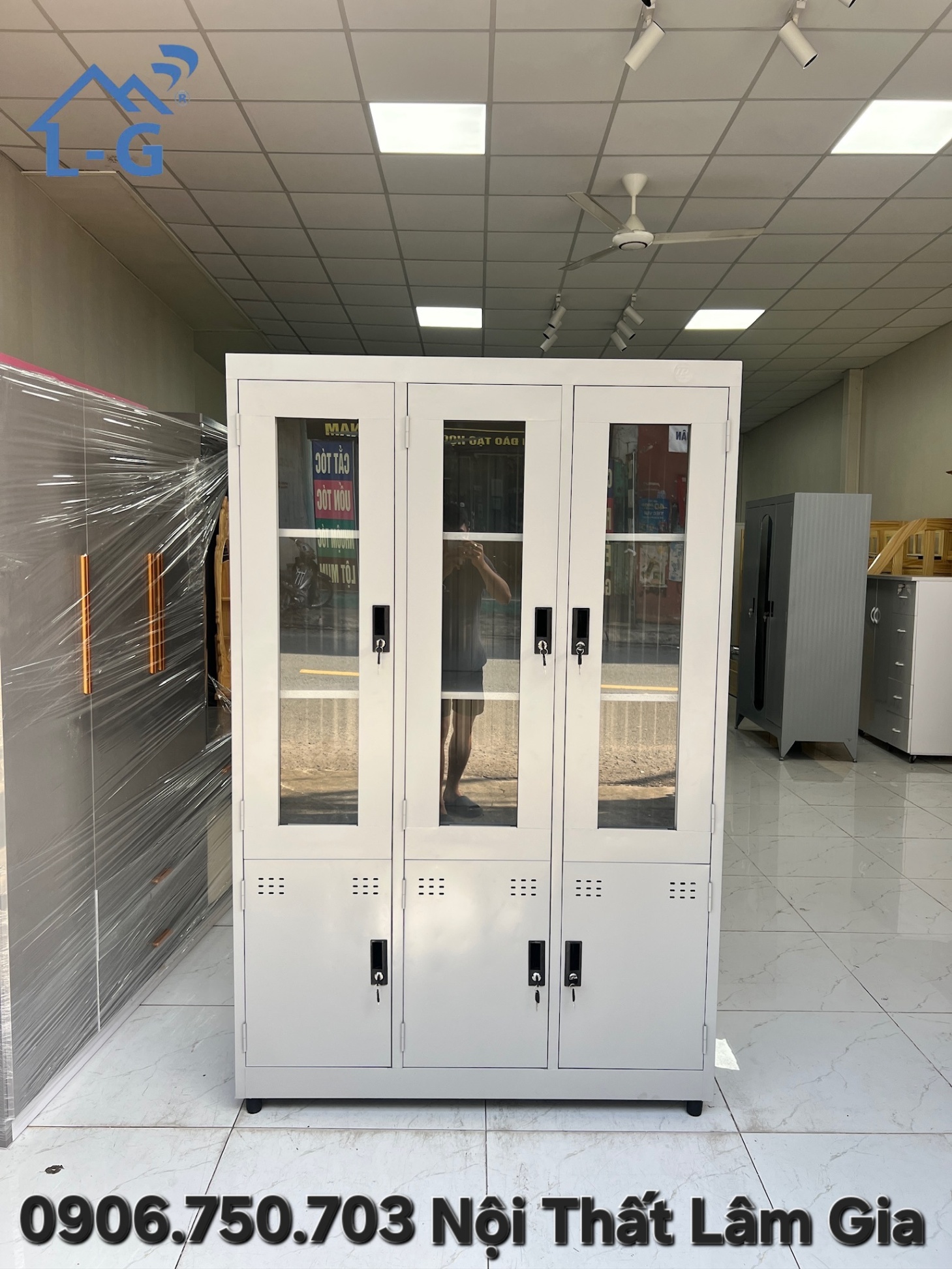 Tủ hồ sơ kính tĩnh điện 3 Cánh kính + 3 Cánh mở giá rẻ