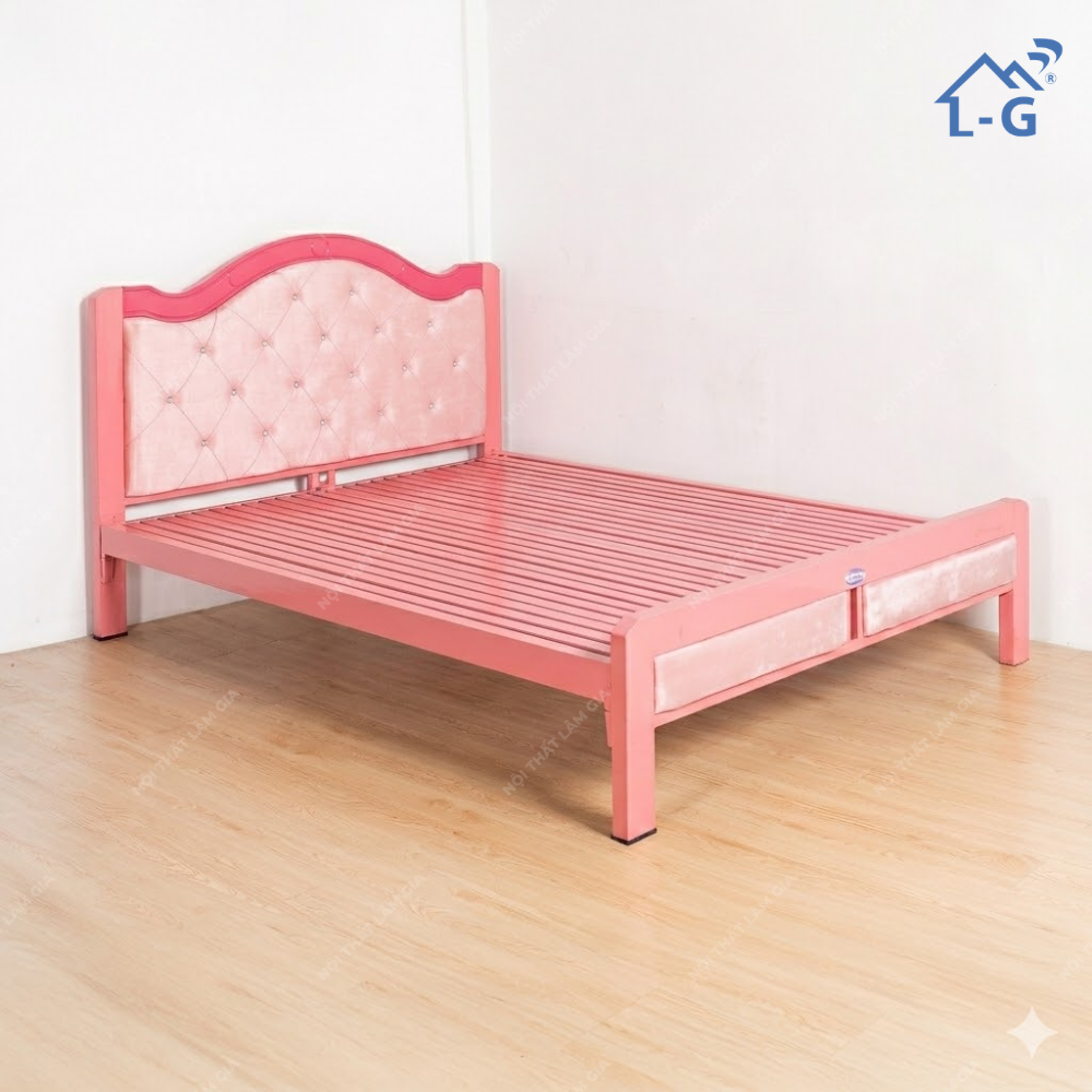 Giường Sắt Mẫu Hộp Đầu Cong 3x6 Cao Cấp
