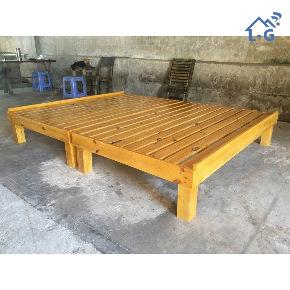 Pallet Gỗ Thông Chân Vuông Cao 30cm (PLCV-LG)