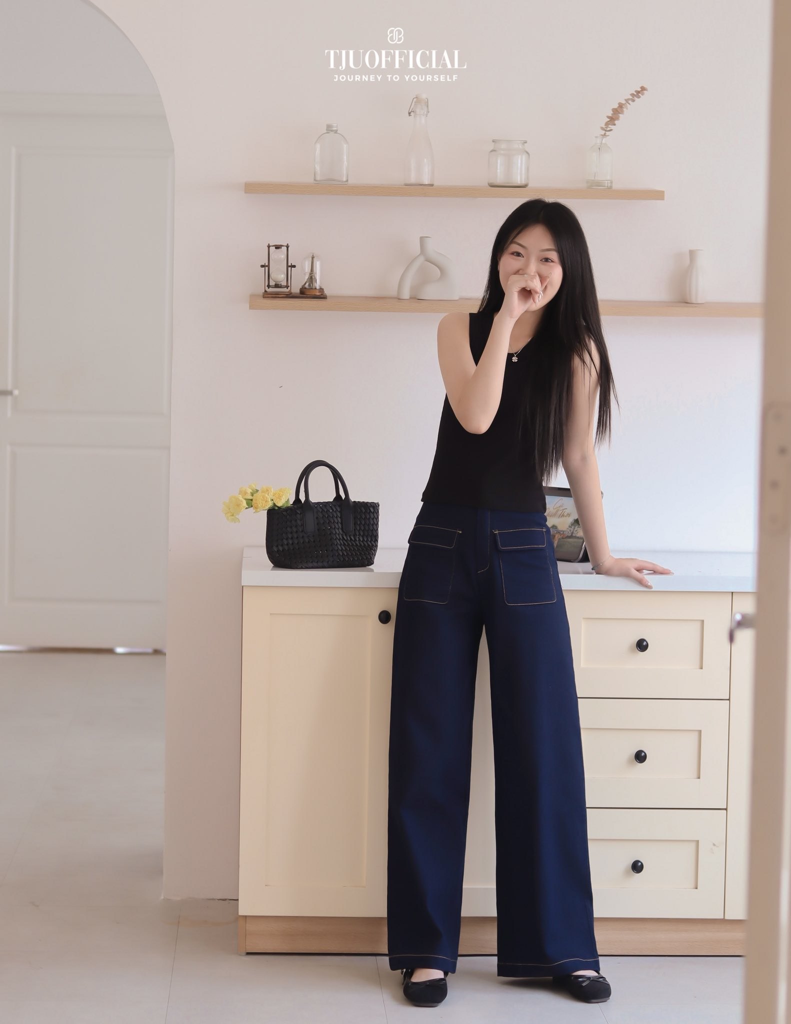Áo Nắng Dịu Vai Gầy
