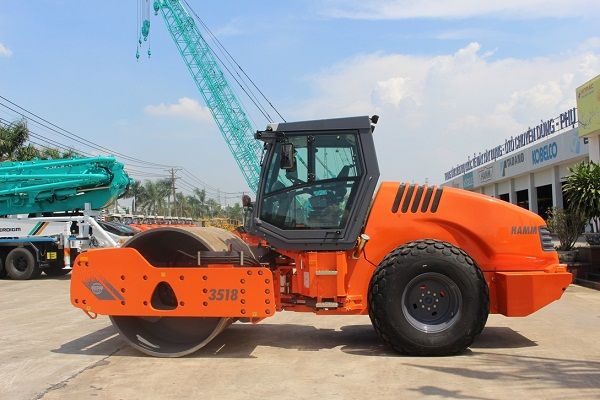 Tìm hiểu chi tiết xe lu rung 1 bánh thép Hamm 3518