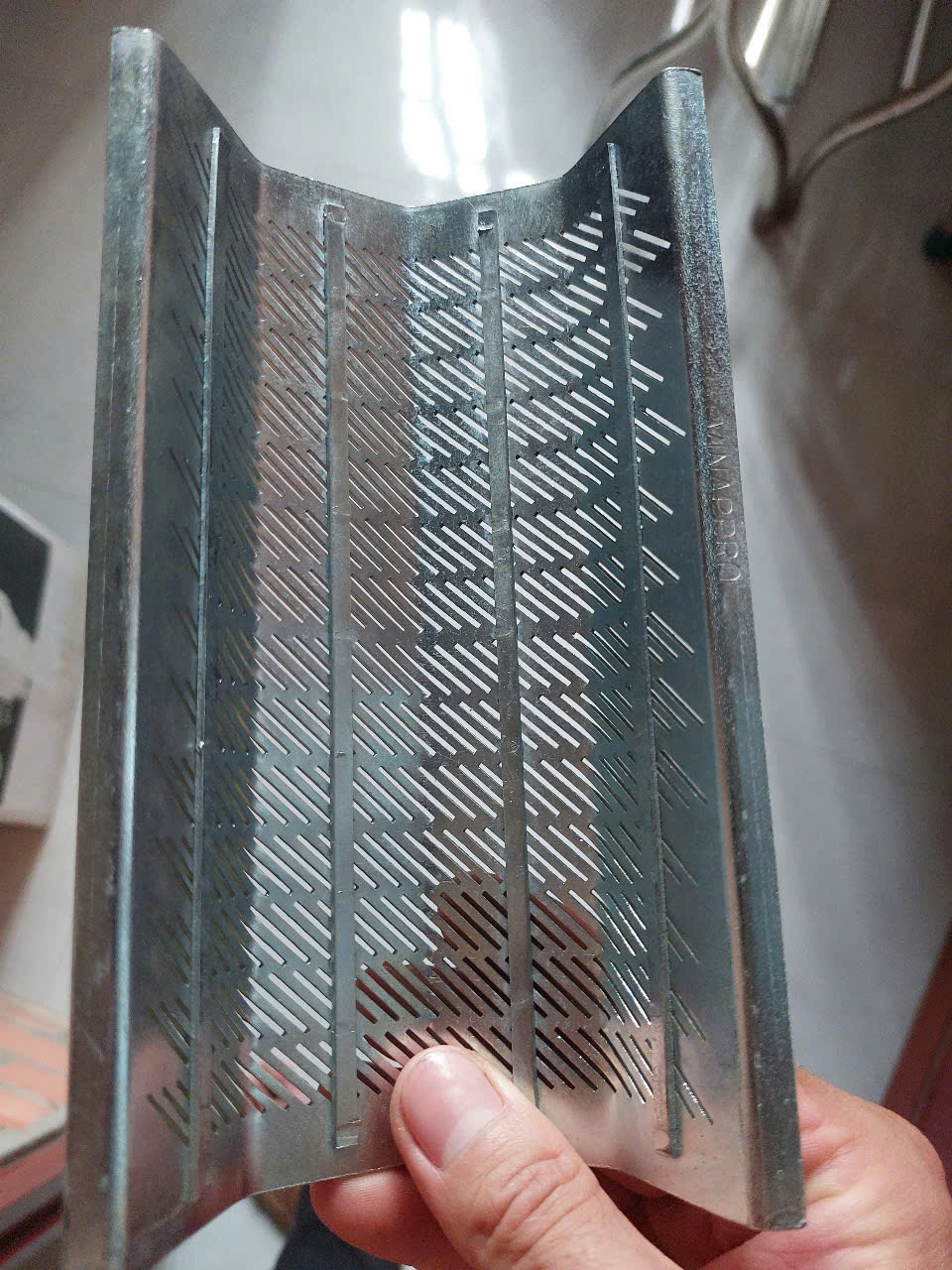 Lưới cám máy xát RP700 