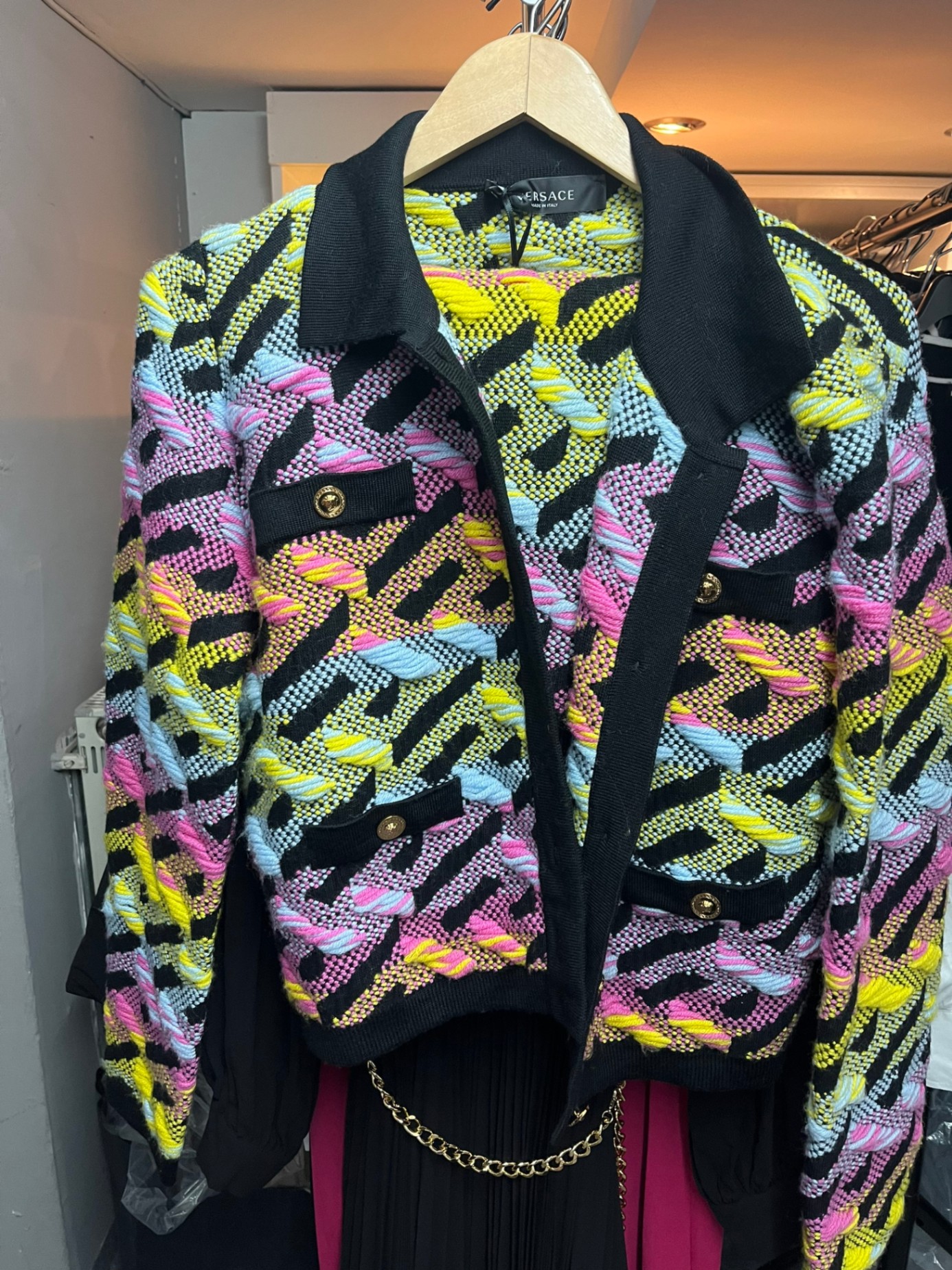 Set áo + váy Versace phối màu (lệch size) (áo IT48, váy IT46)