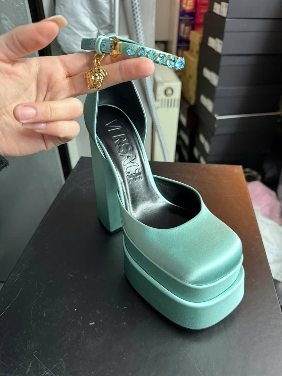 Pump VS Satin xanh ngọc 15.5cm