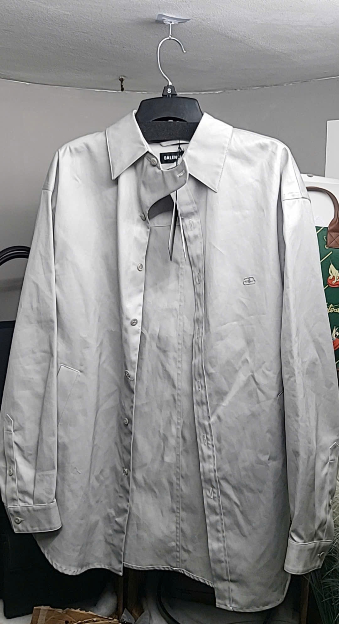 Áo sơ mi nam Balenciaga màu xám nhạt (571133)