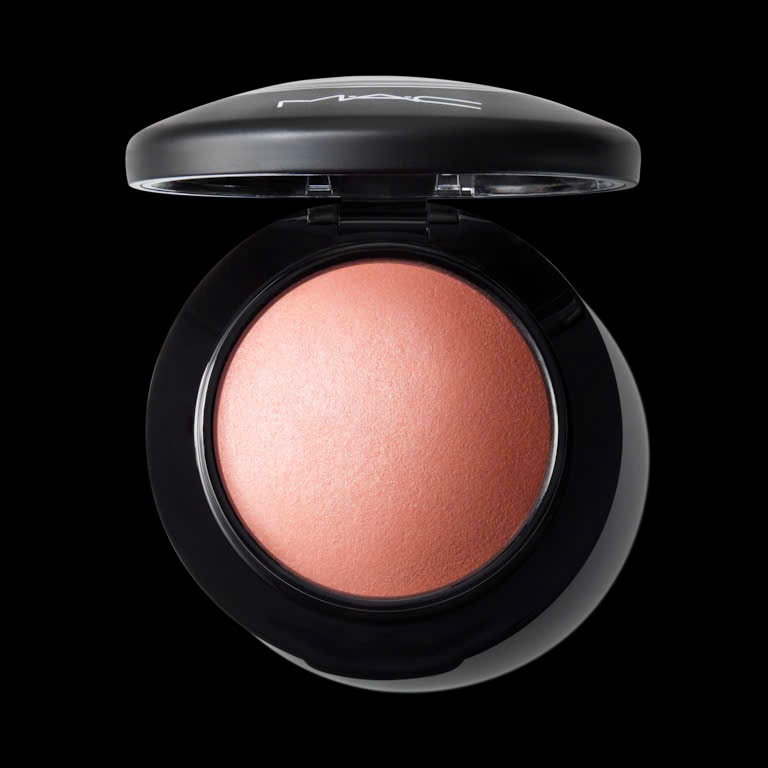 Phấn má MAC màu BB4 - new romance