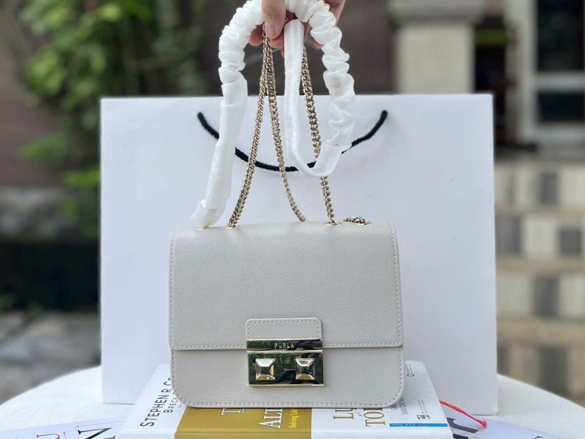 Crossbody Furla Venere mini màu trắng WB0936 (18×11×9)