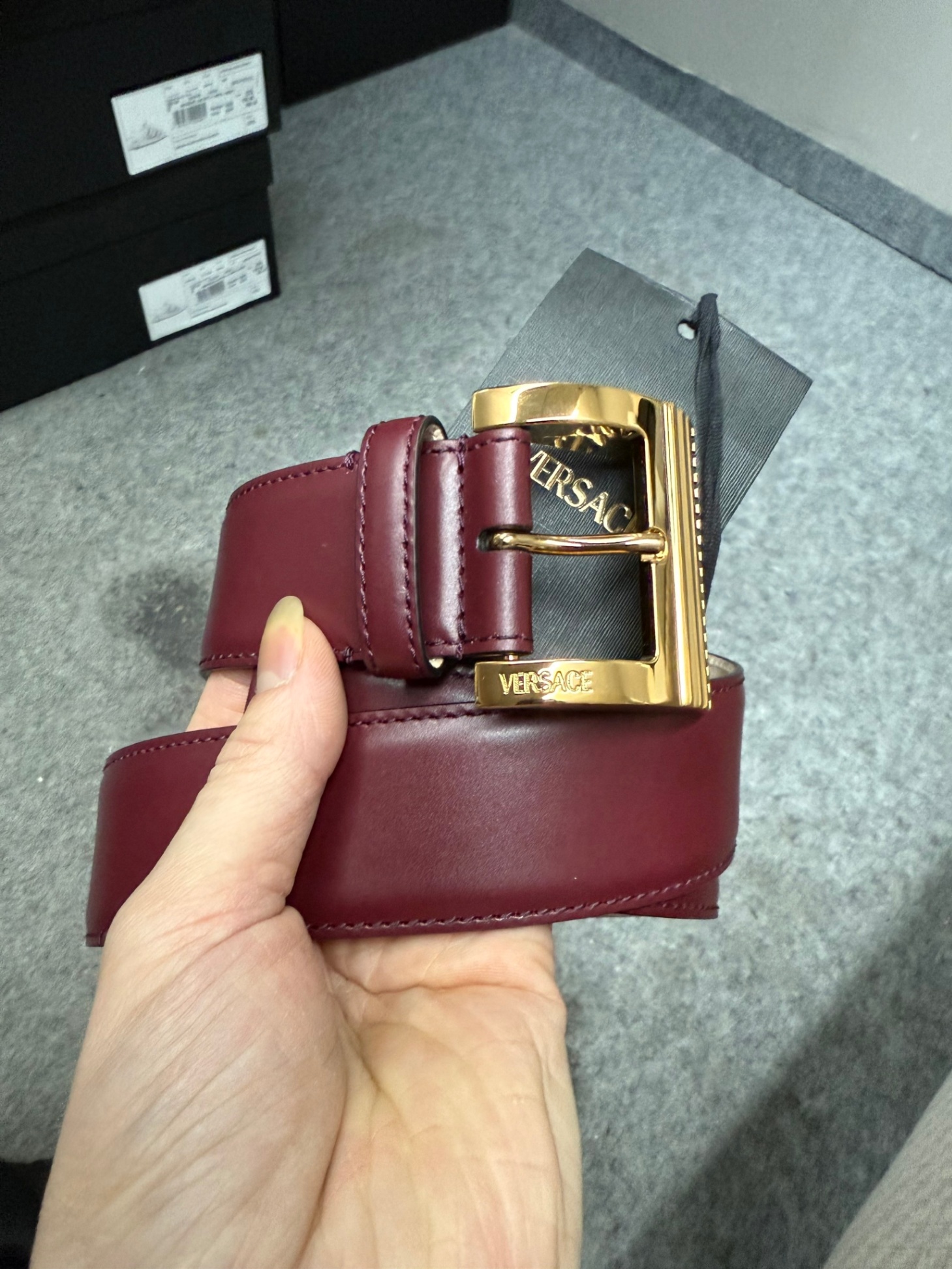 Belt VS Khóa vàng dây đỏ - 4cm - 1021747