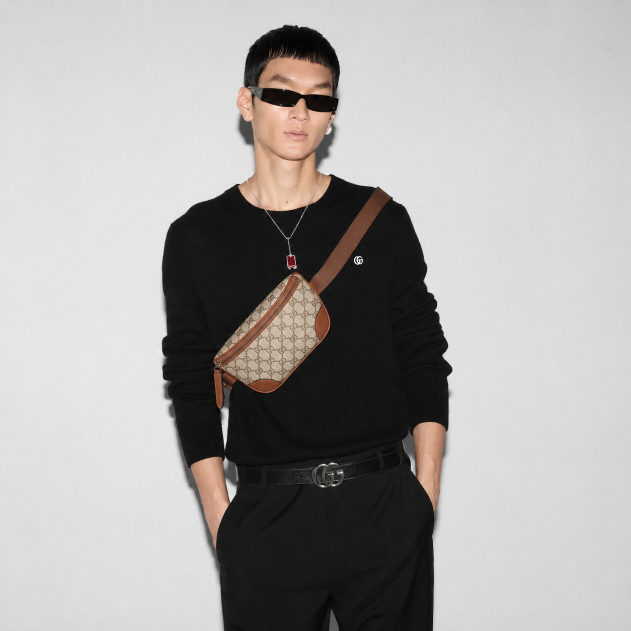 Belt bag GG nâu full logo viền da 821165