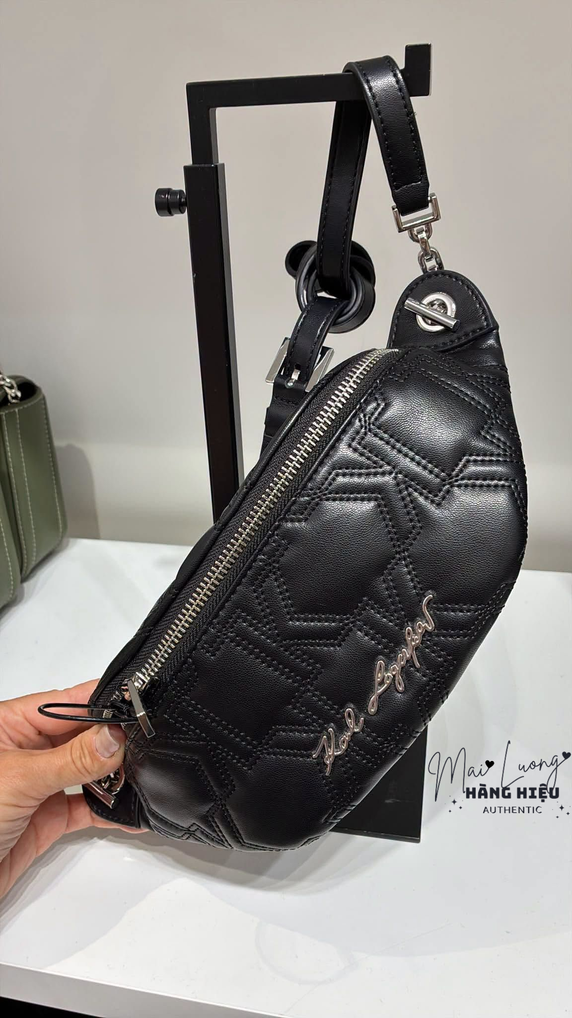 Beltbag Karl đen logo chữ ký bạc - ASW30027