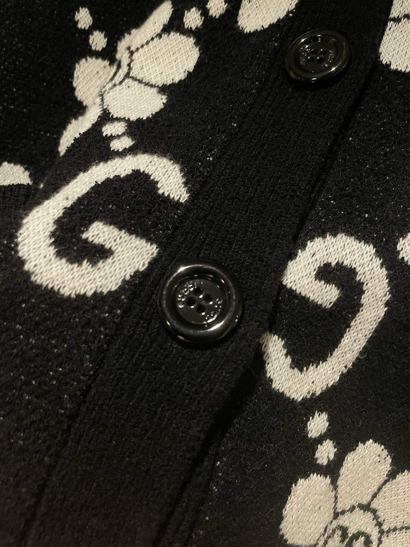 Cardigan GG đen logo hoạ tiết trắng - SNV - 782223