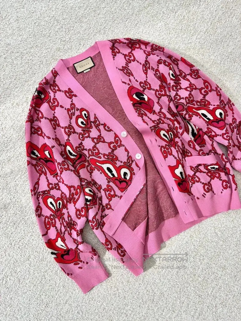 Cardigan GG hồng logo đỏ - SNV 781242