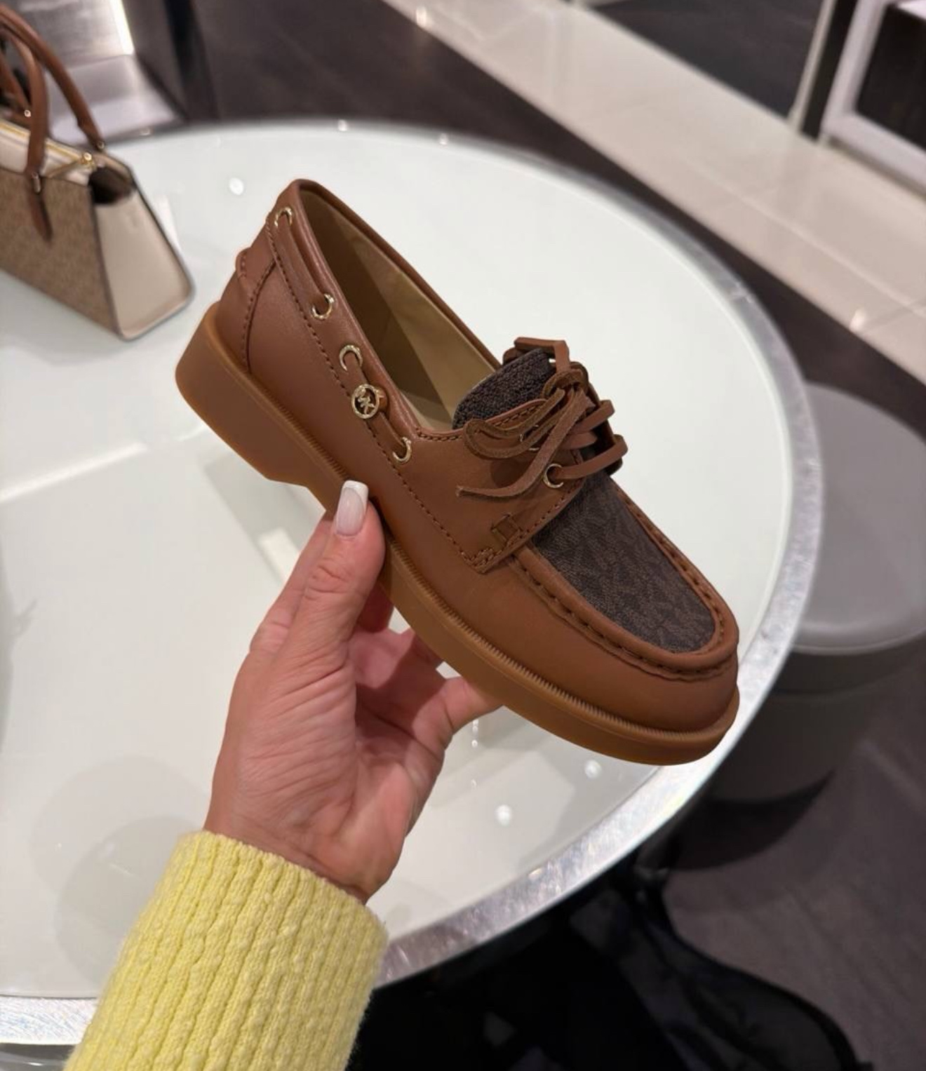 Loafer MK nâu viền xỏ dây - 49S6BNFP1L