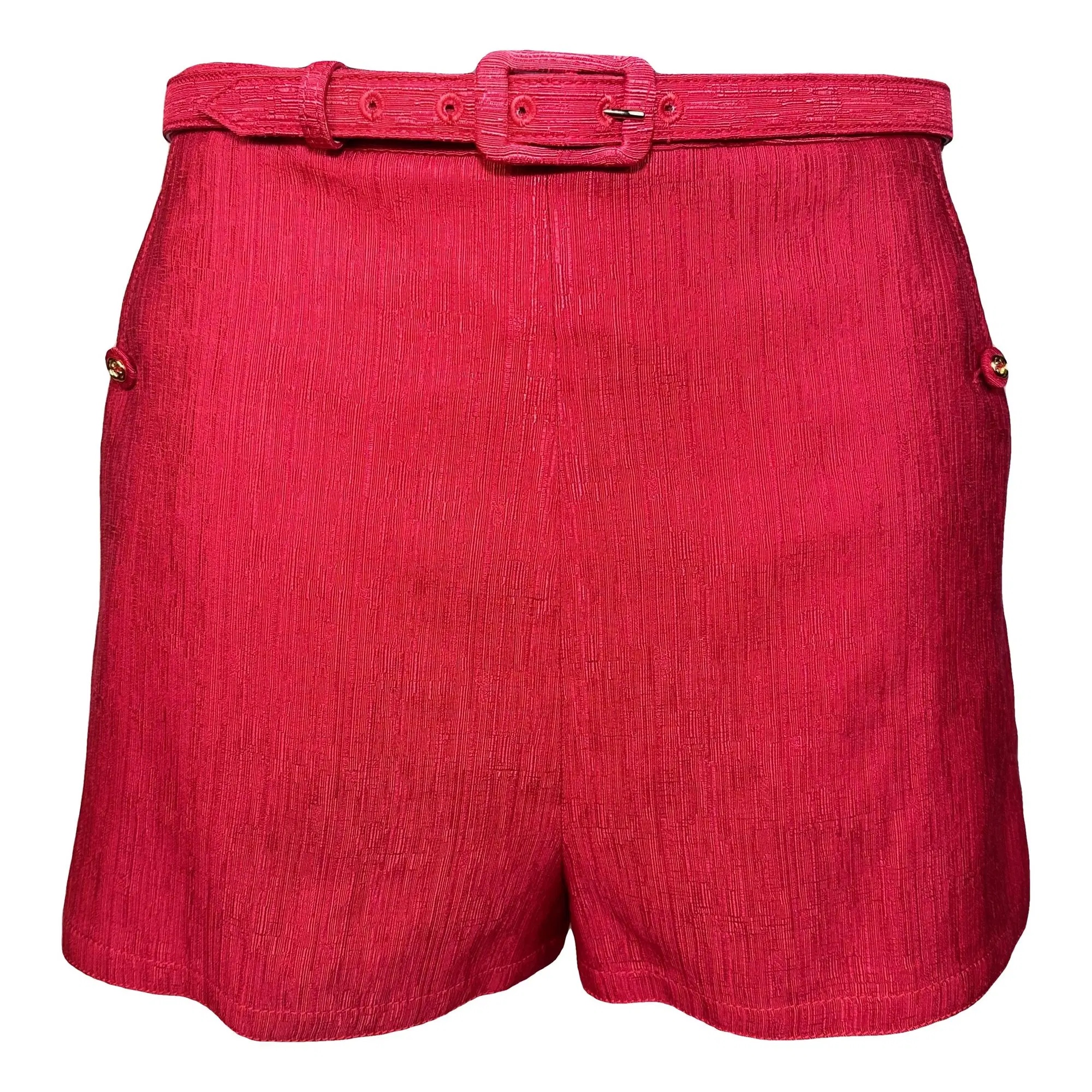Quần short GG đỏ khuy vàng + belt - SNV - 740606