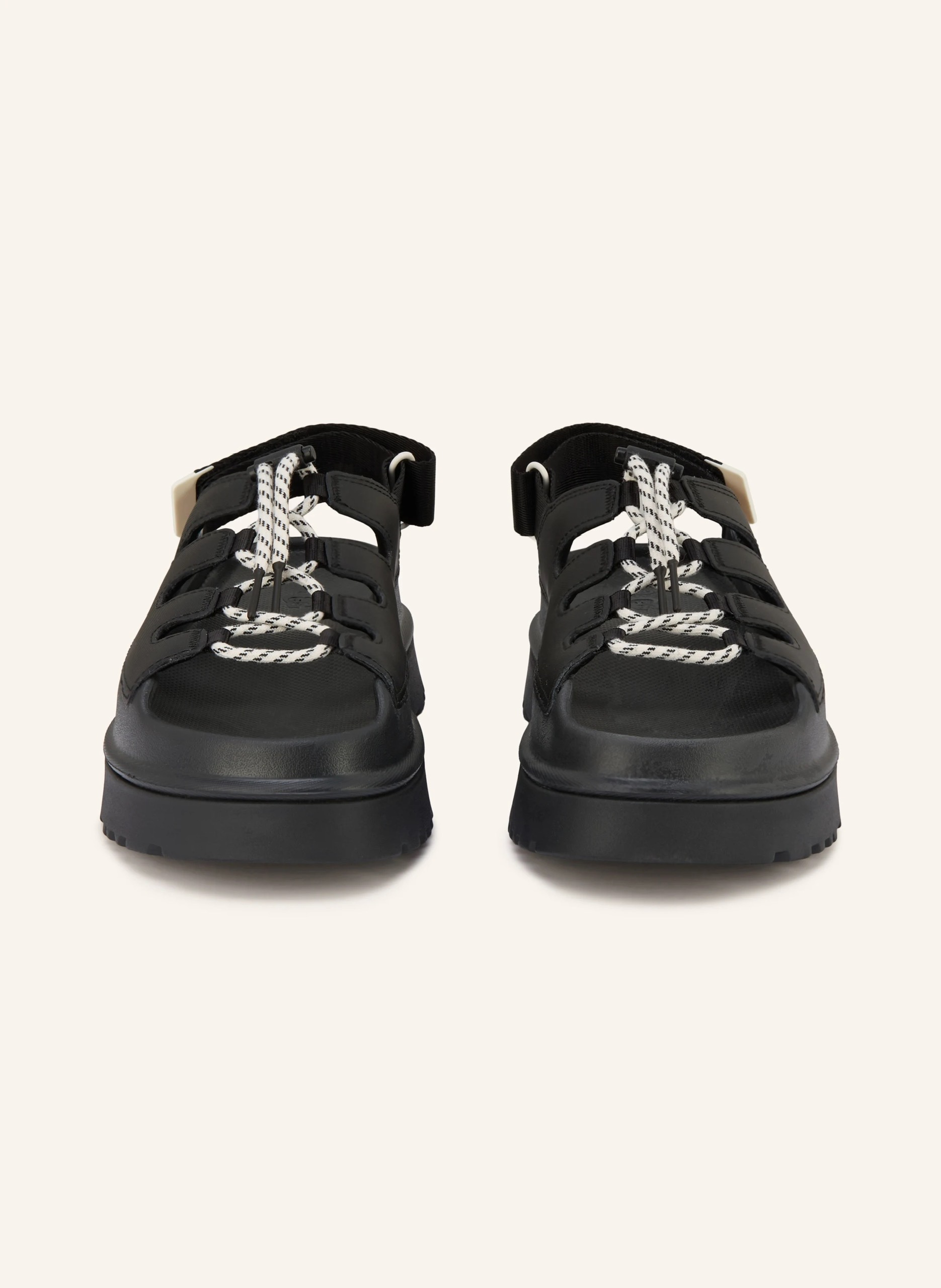 Sandal UGG goldenglow toggle- màu đen