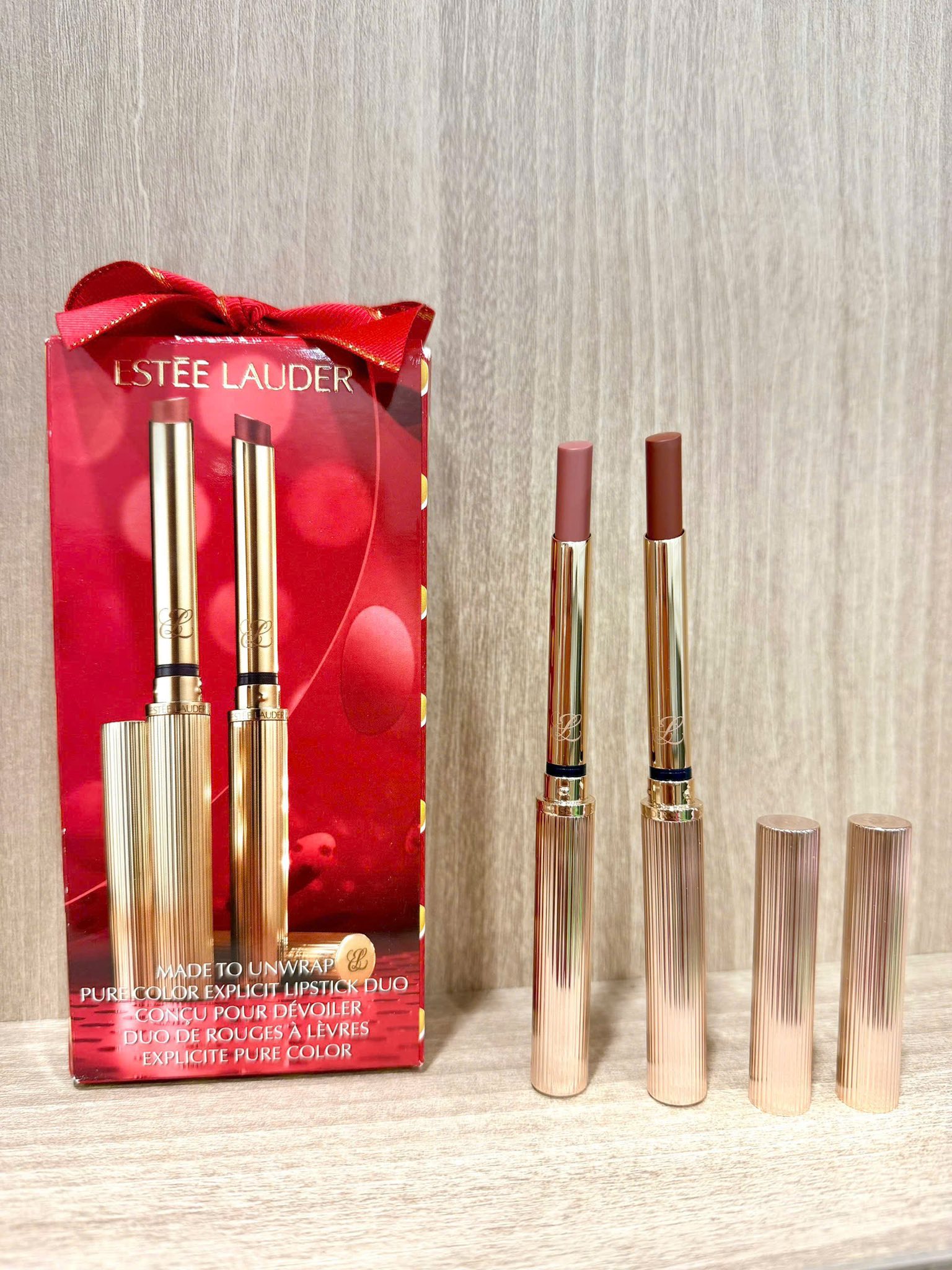 Sét 2 son estee lauder Made to unwrap màu A55