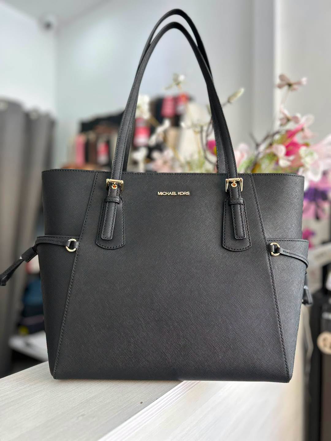 Shopper MK đen Viyager - 35S5GV6T7L - KT: 39x29x15