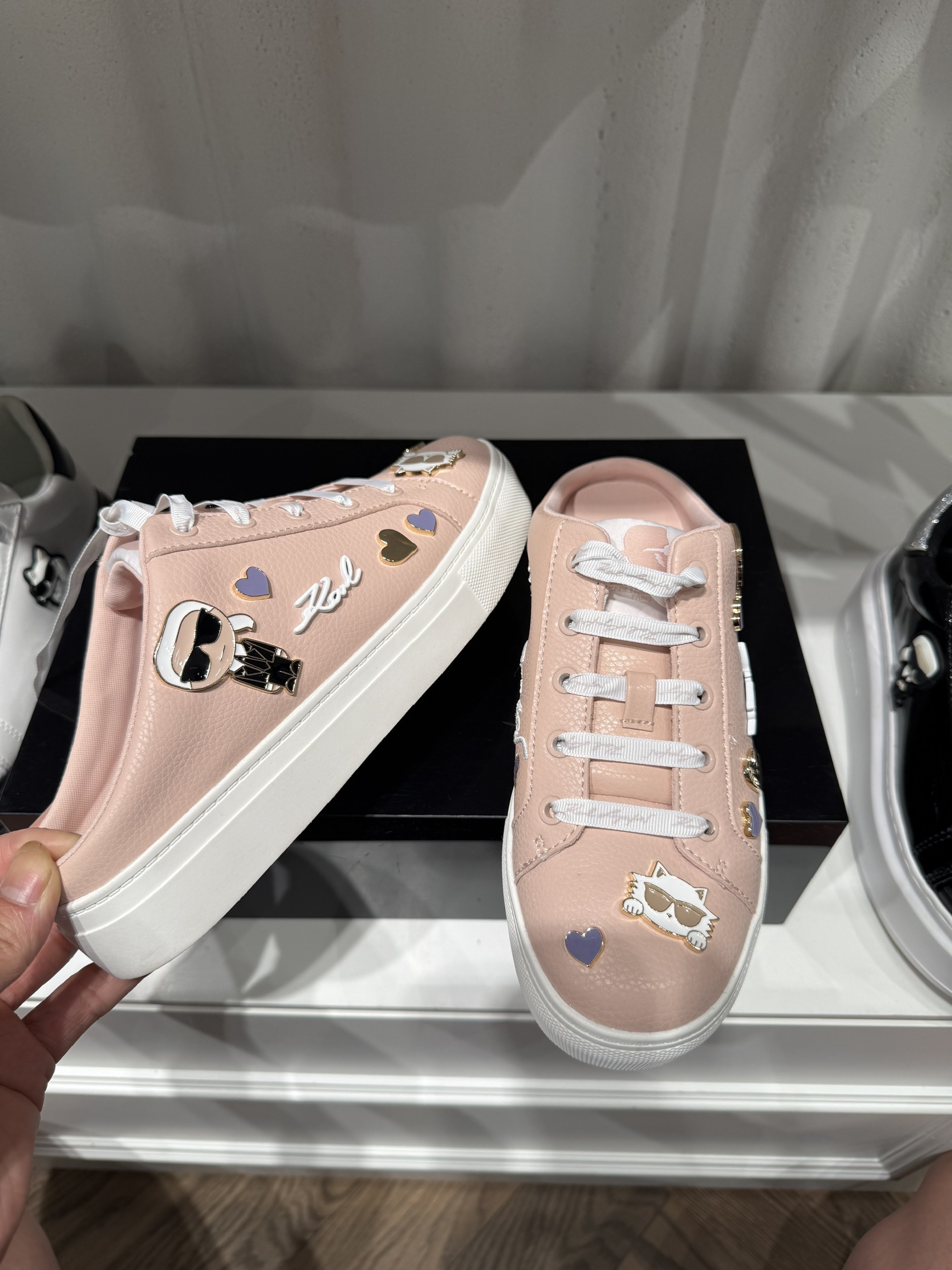 Slip-on Karl Lagerfeld Cambria Mule - Hồng Pins KL130597