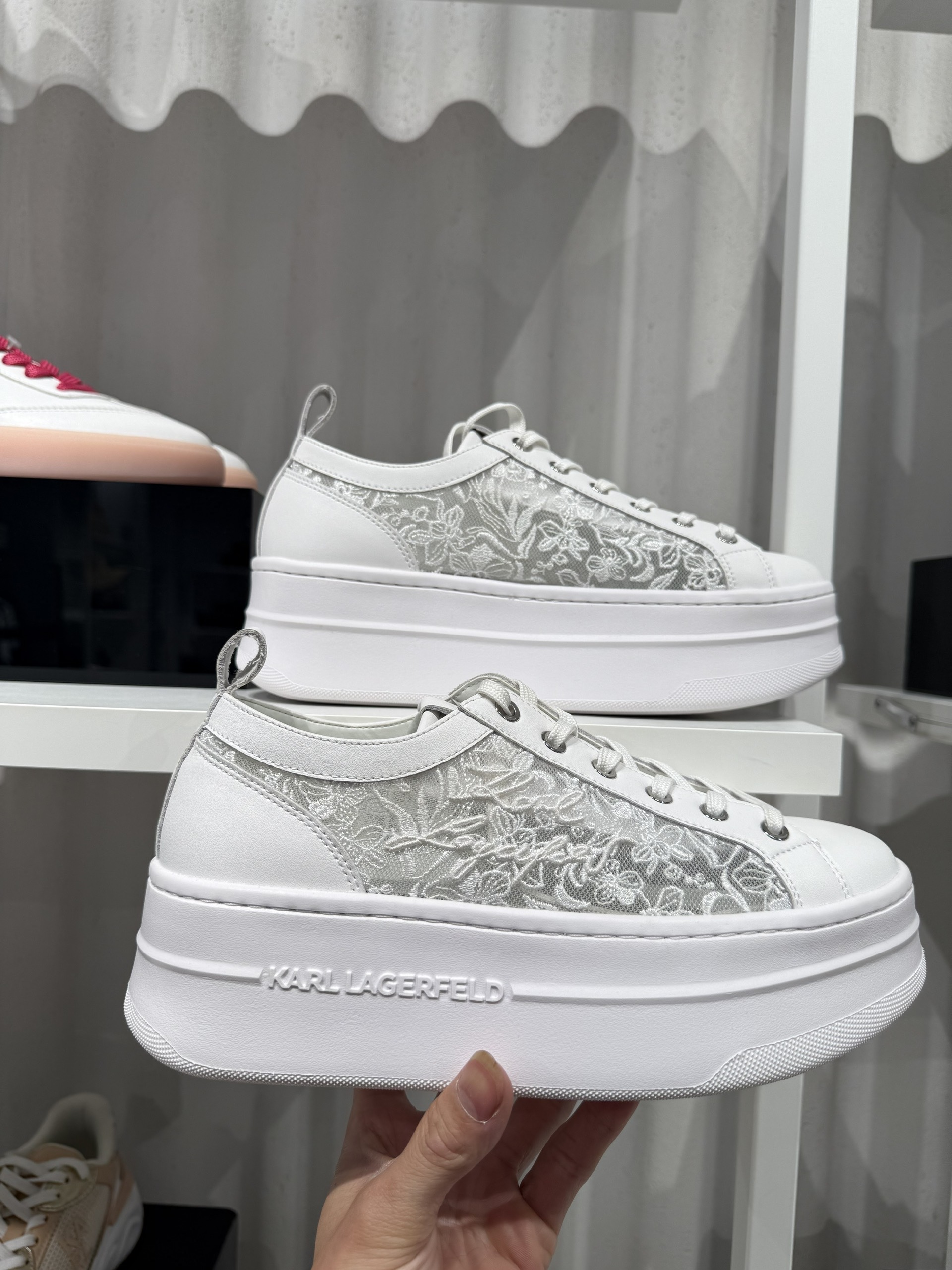 Sneaker Karl Lagerfeld Kobo - Ren Trắng KL96519L