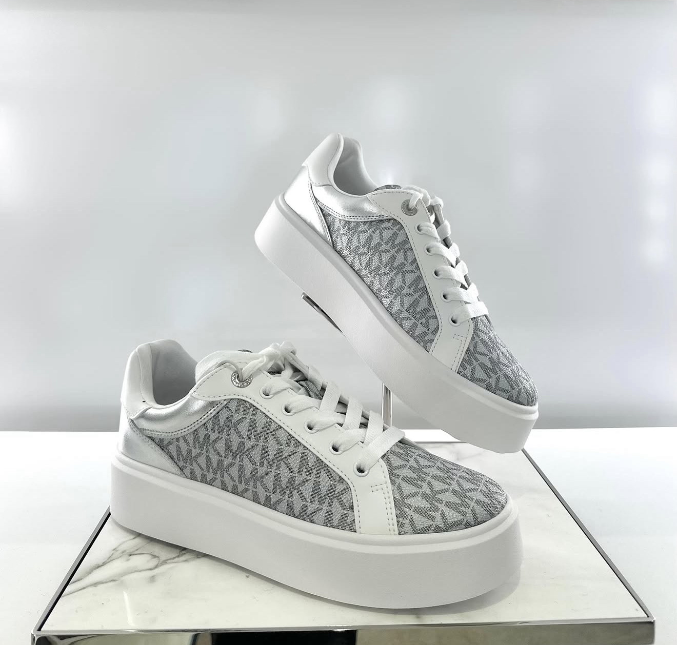 Sneaker MK bạc full logo đế trắng - cao 4p- 49F5RMFS4B