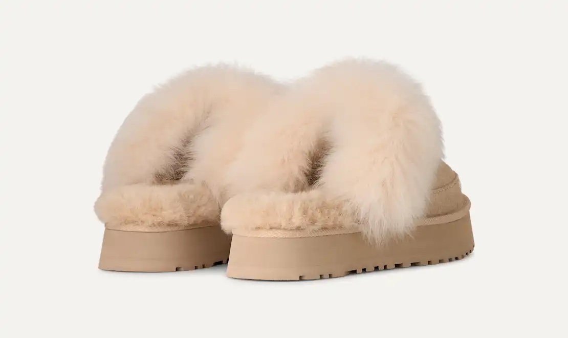 Sục UGG Disquette chalet viền lông màu be kem
