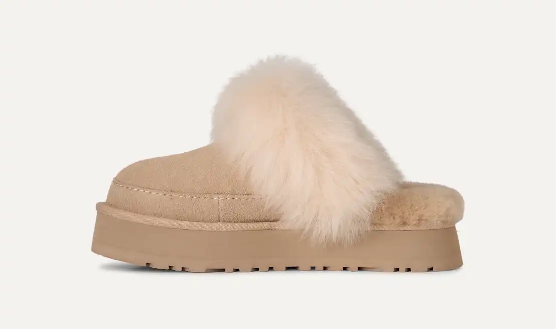 Sục UGG Disquette chalet viền lông màu be kem