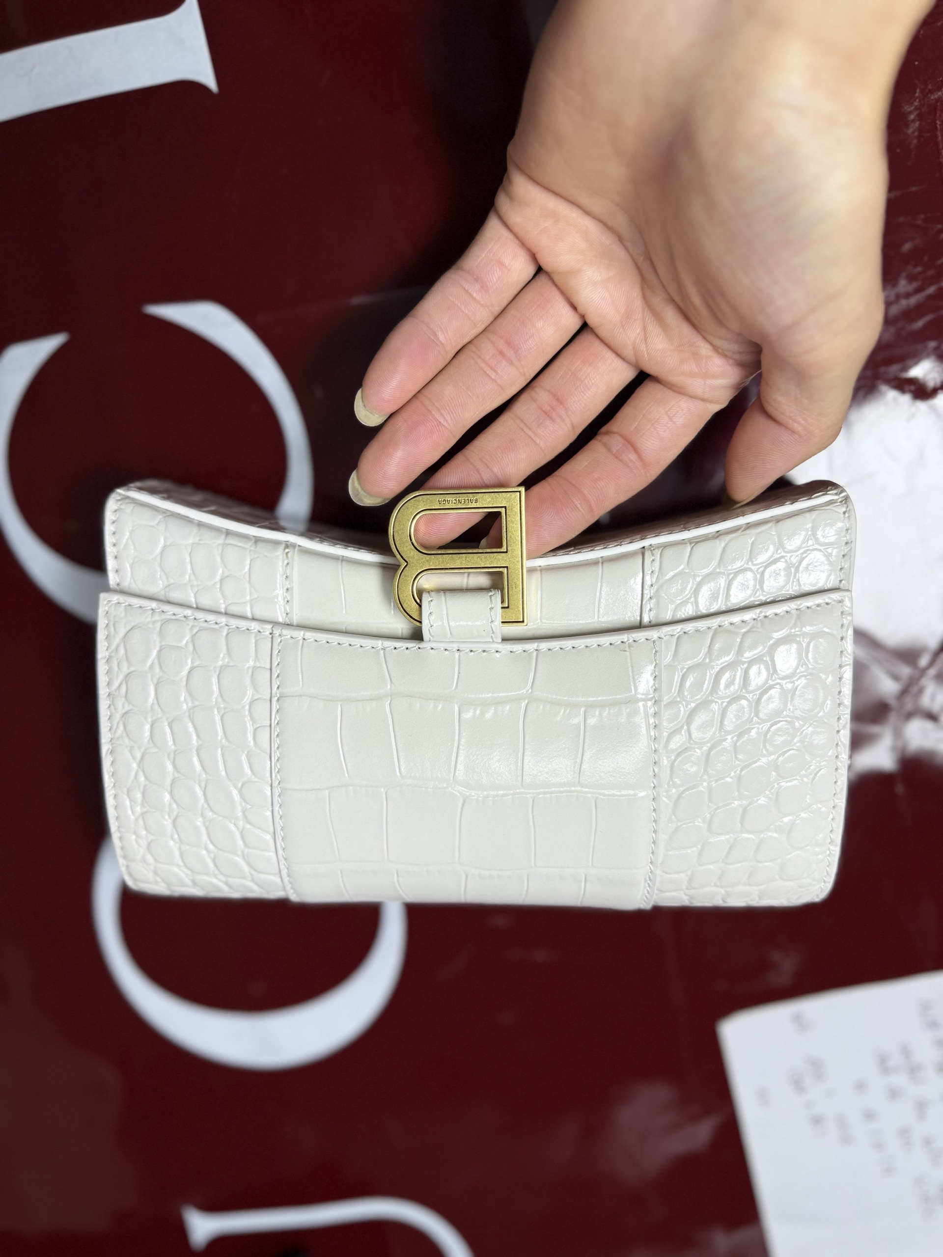 Túi Balenciaga hourglass wallet trắng vân logo B vàng SNV - 656050 - KT: 19*10*4