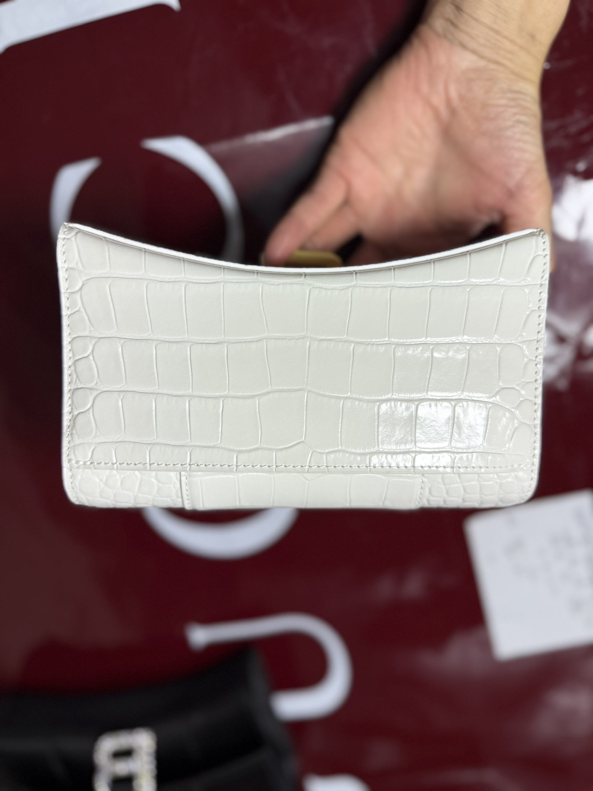 Túi Balenciaga hourglass wallet trắng vân logo B vàng SNV - 656050 - KT: 19*10*4