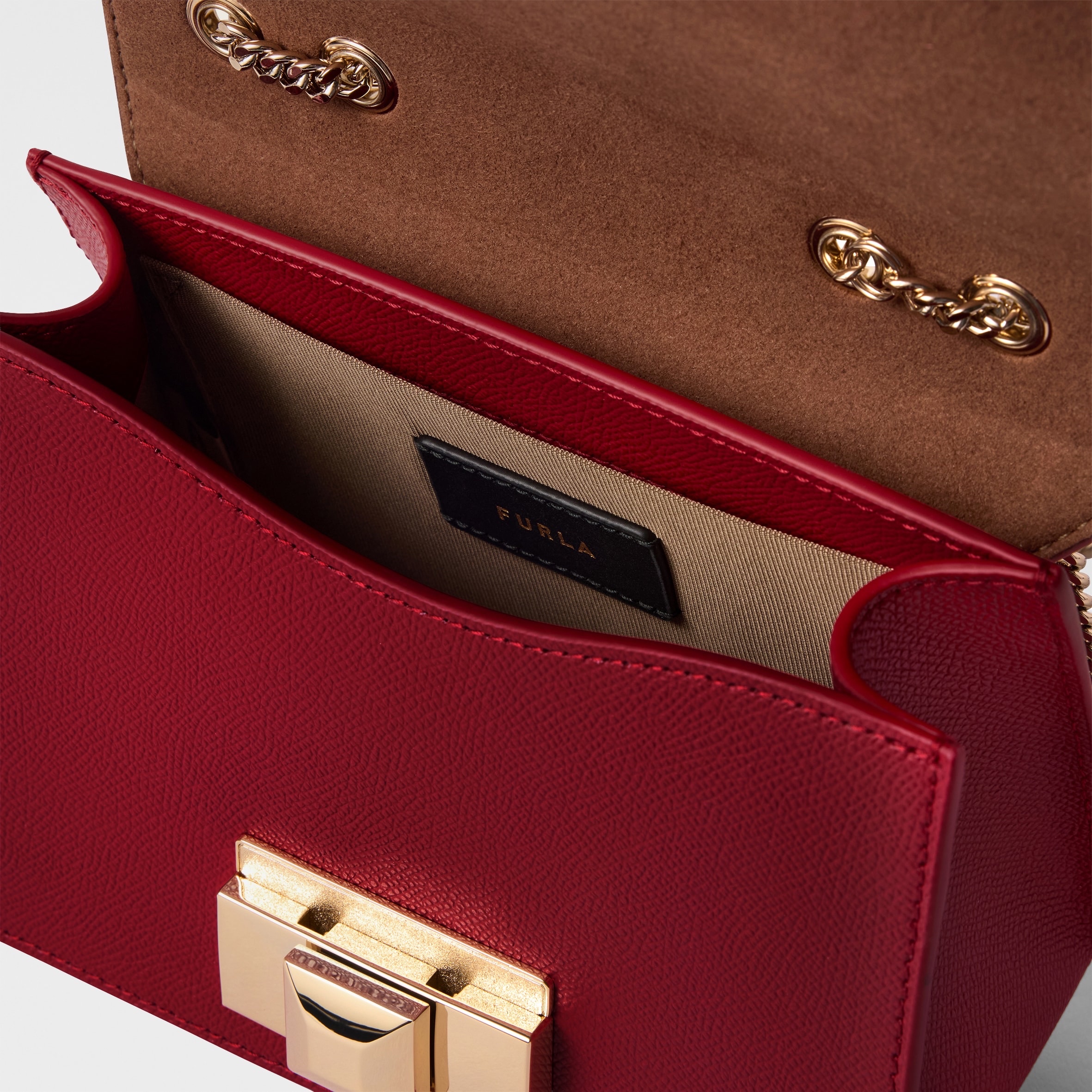 Túi Furla venere mini đỏ mận - KT: 18x13x9