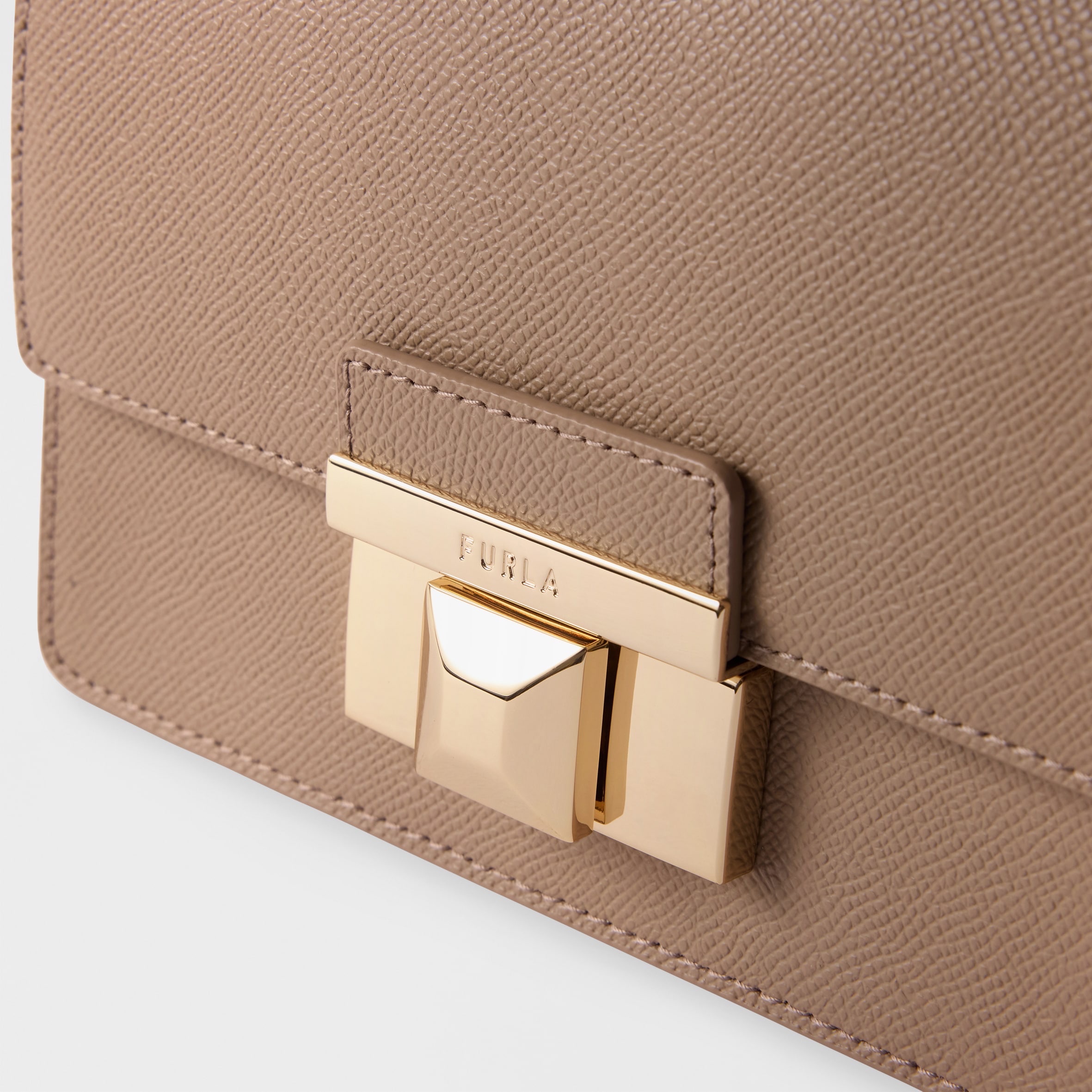 Túi Furla venere mini màu taupe - KT: 18x13x9