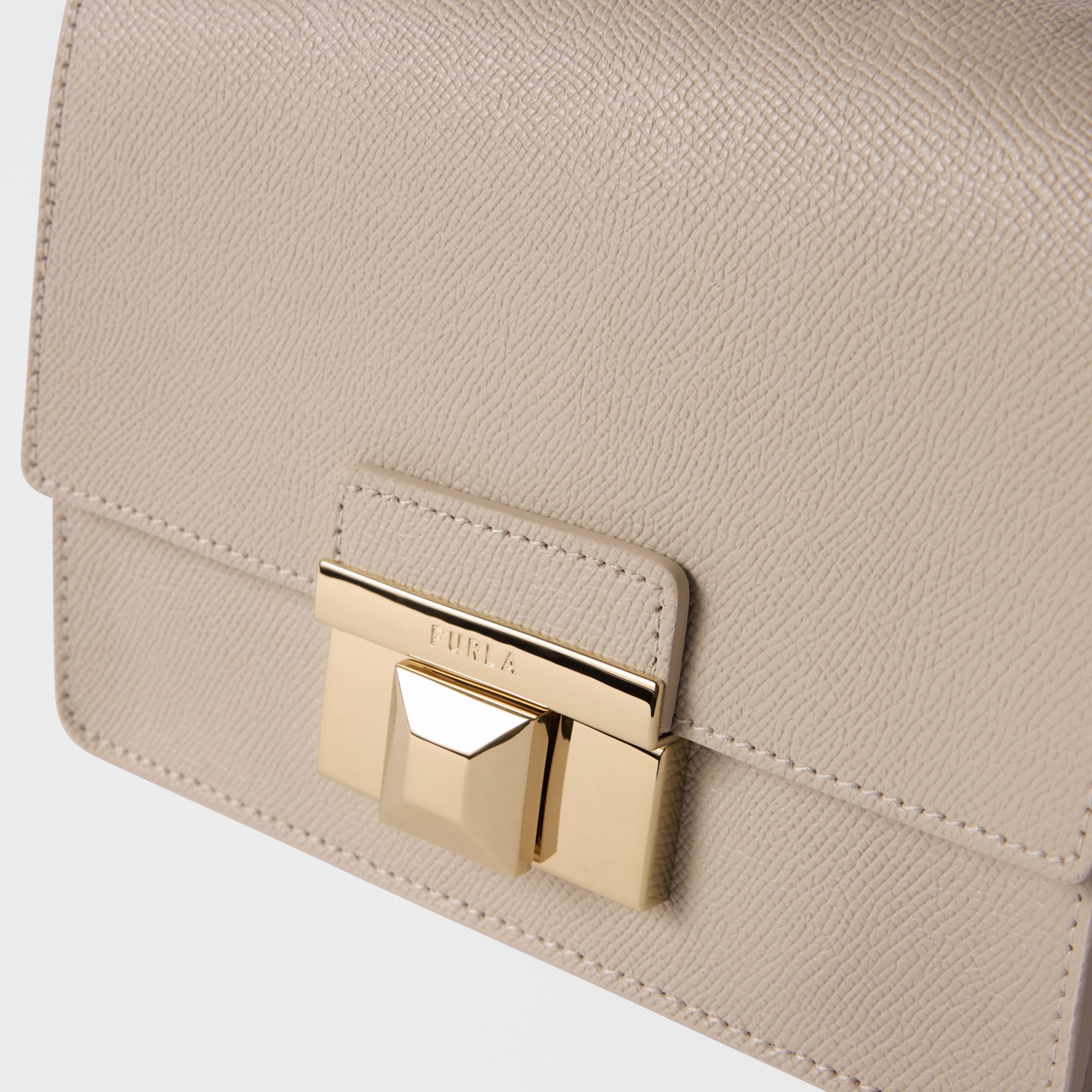 Túi Furla venere mini perla - KT: 18x13x9